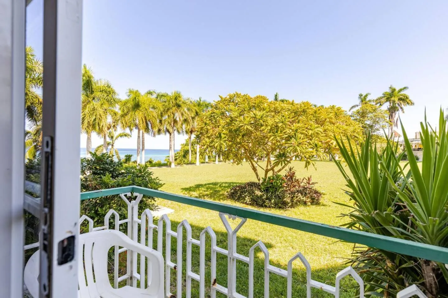 Balcony/Terrace in Seacastles by the beach/pool