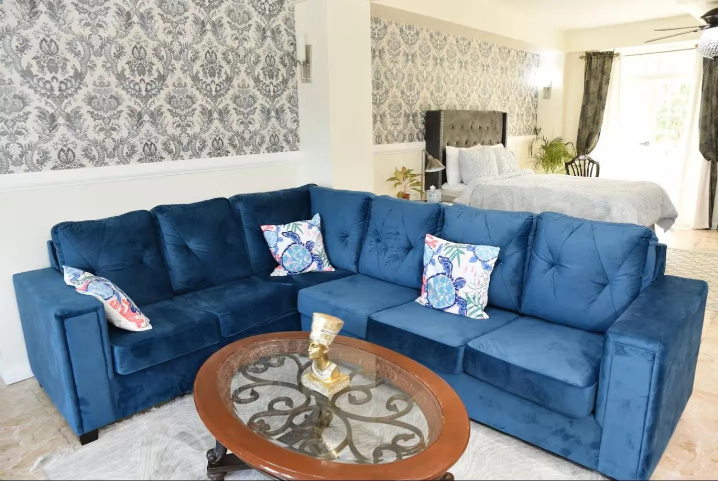 Living room in Seacastles by the beach/pool