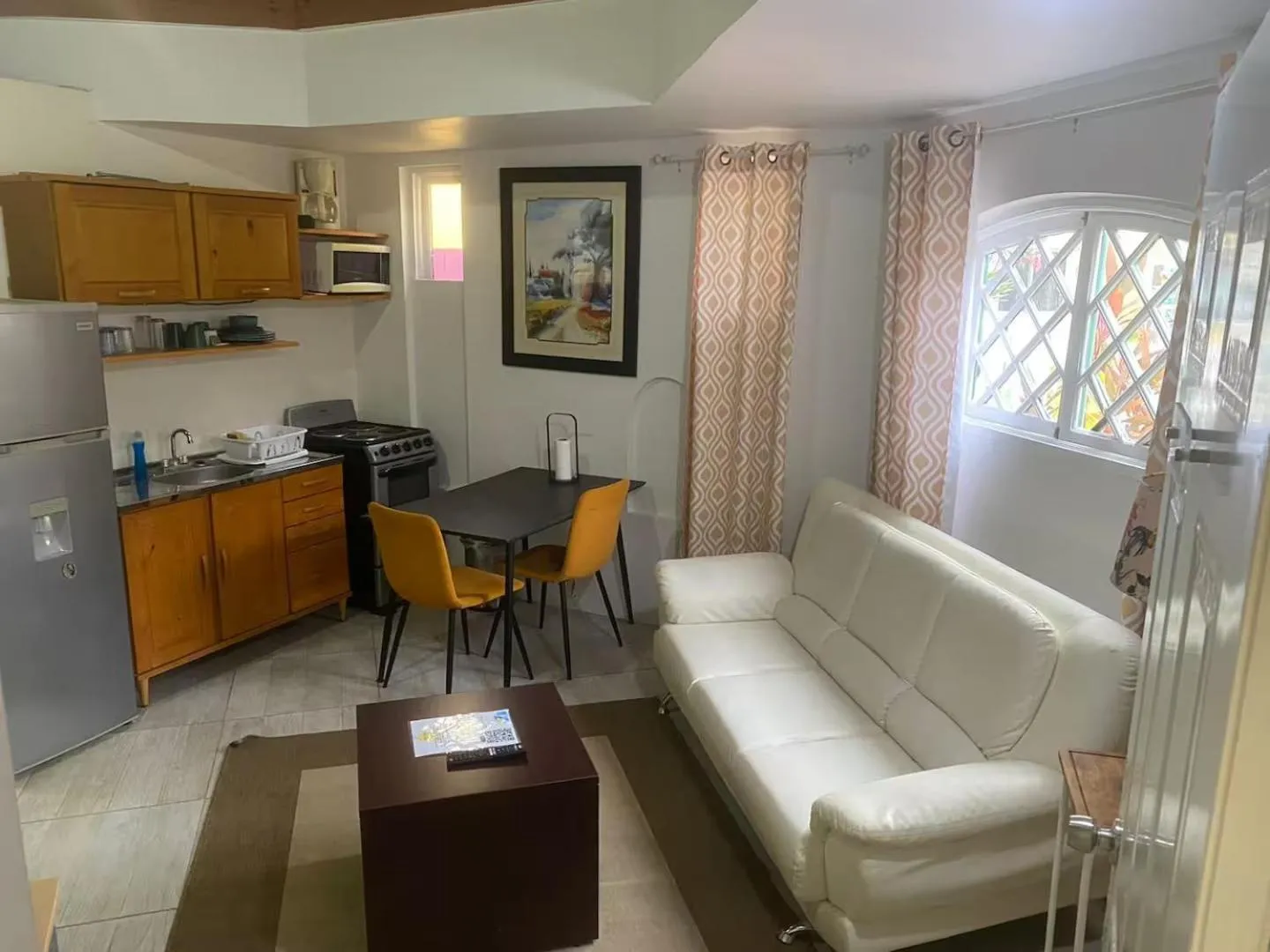 Kitchen or kitchenette in Seacastles by the beach/pool