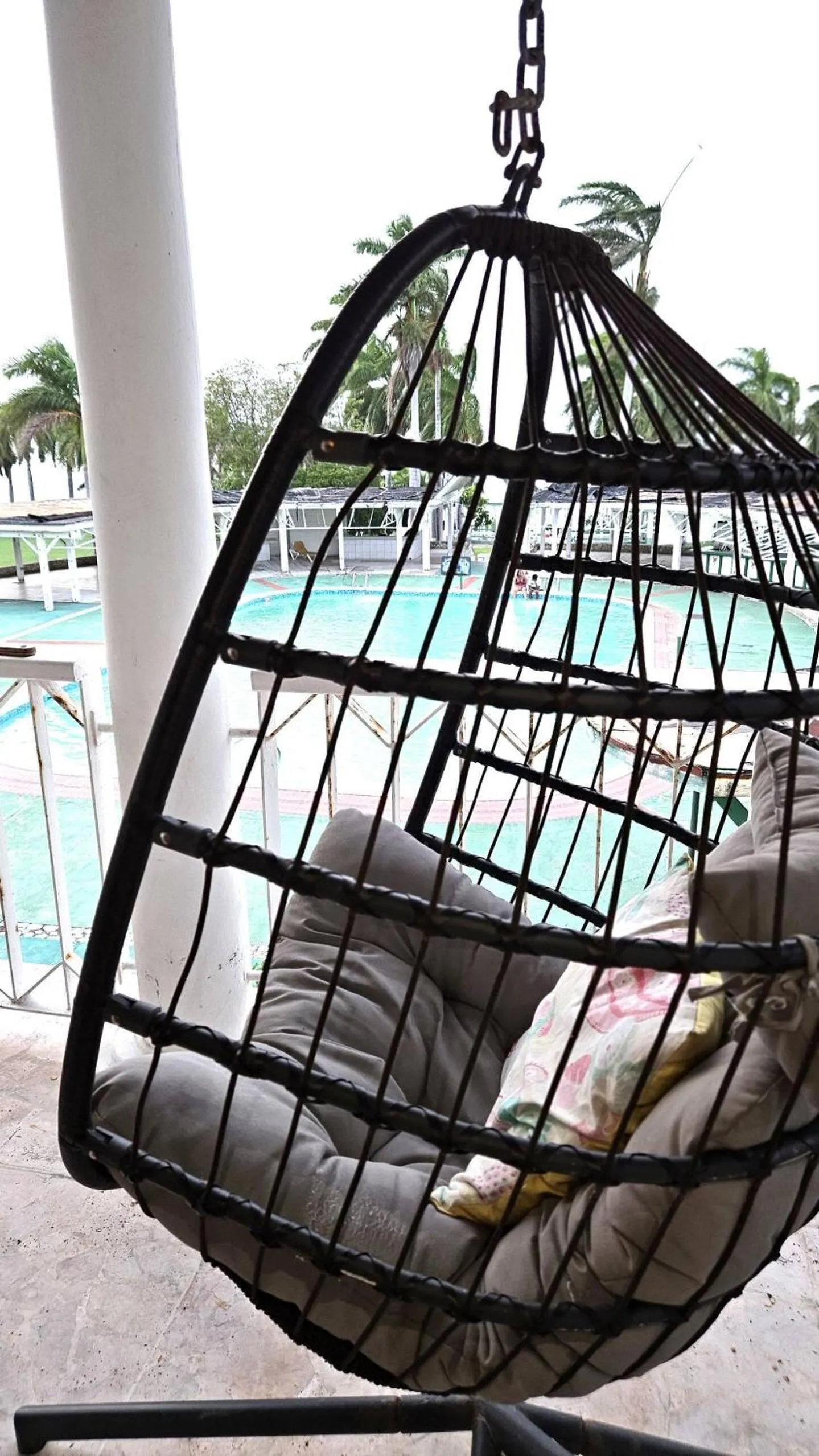 Patio in Seacastles by the beach/pool