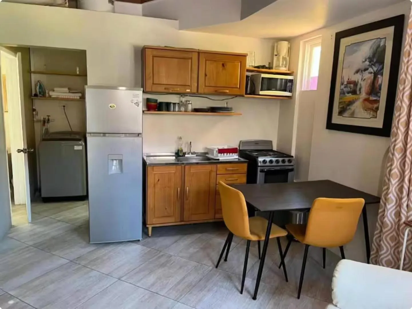 Kitchen or kitchenette in Seacastles by the beach/pool