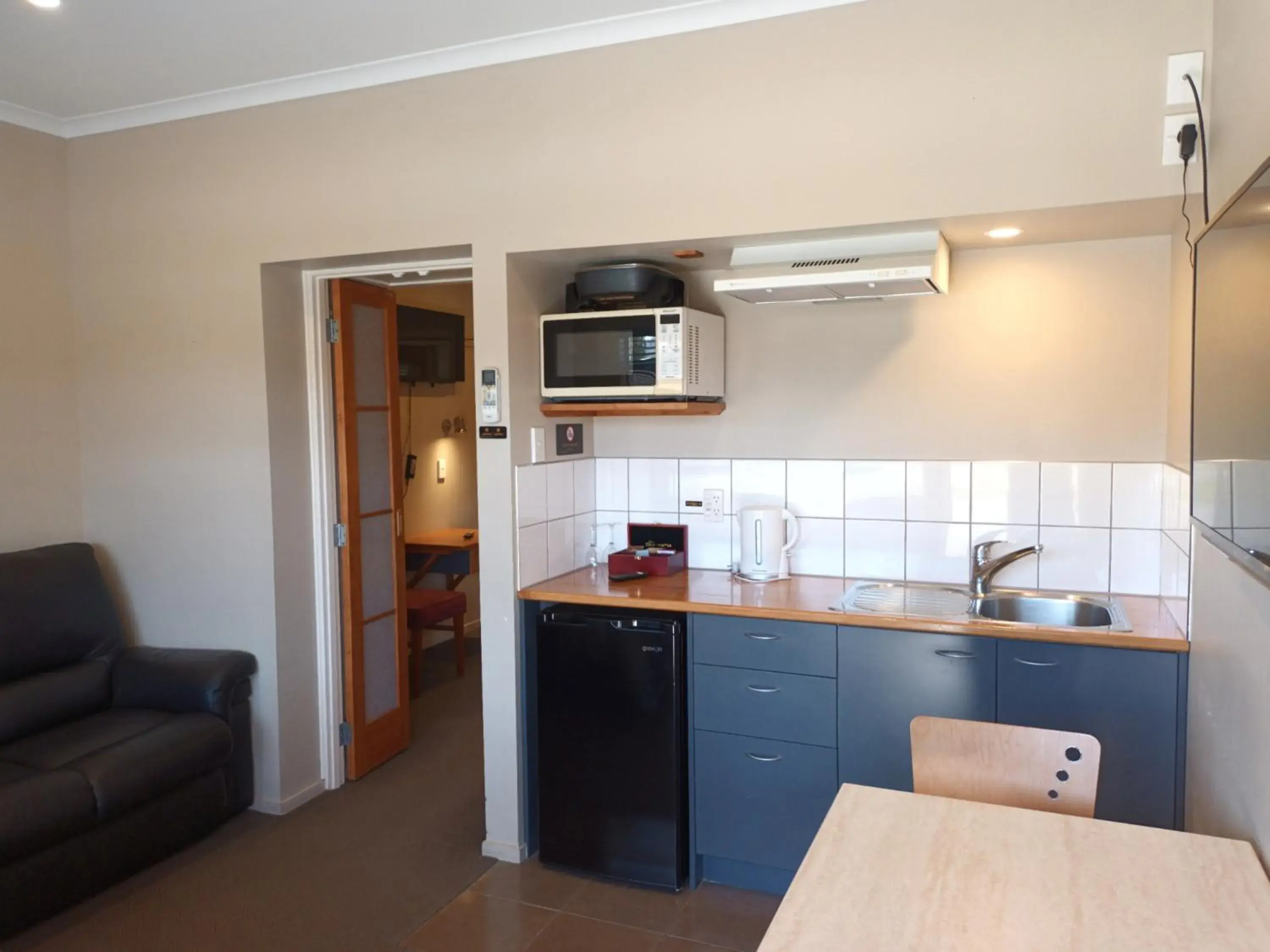 Economy Quadruple Room in Tongariro Junction Accommodation Economy Quadruple Room in Tongariro Junction Accommodation