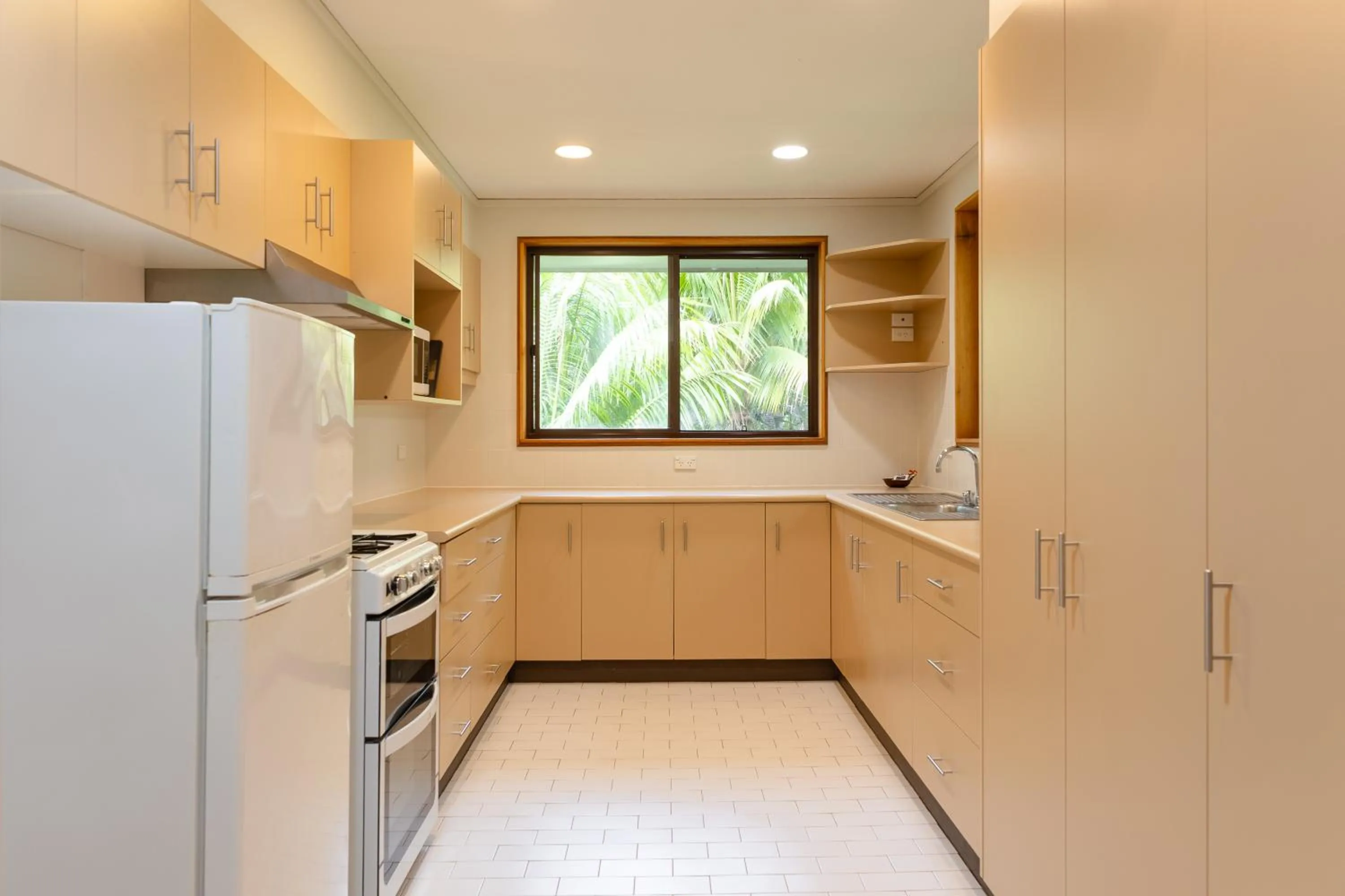 kitchen in Somerset Apartments