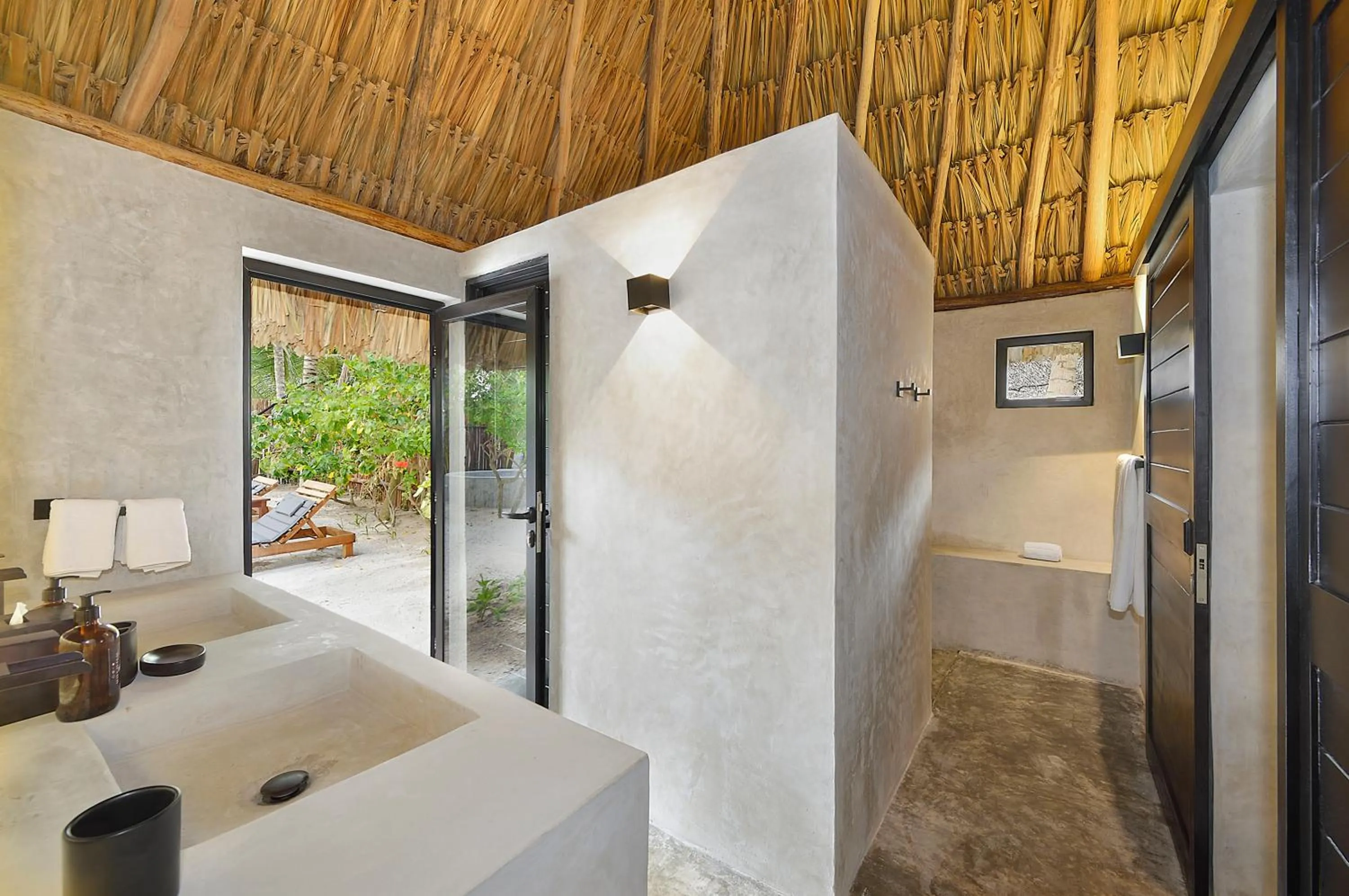 Shower in Maya Tulum By G Hotels