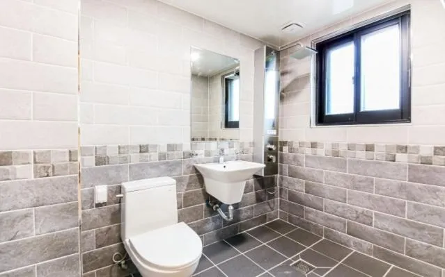 Bathroom in Jeonju Hanok Hotel Kung