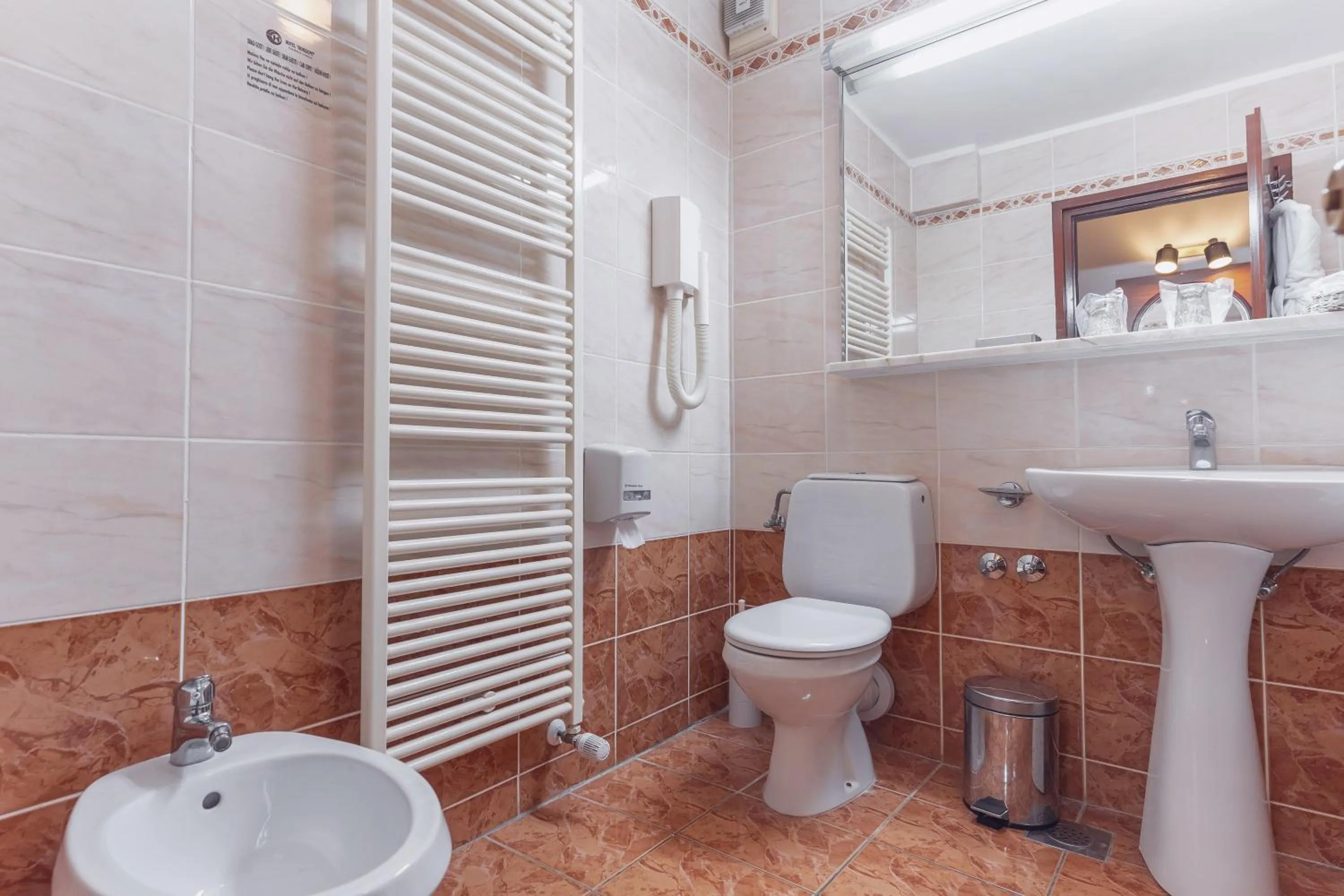 Bathroom in Hotel Horizont