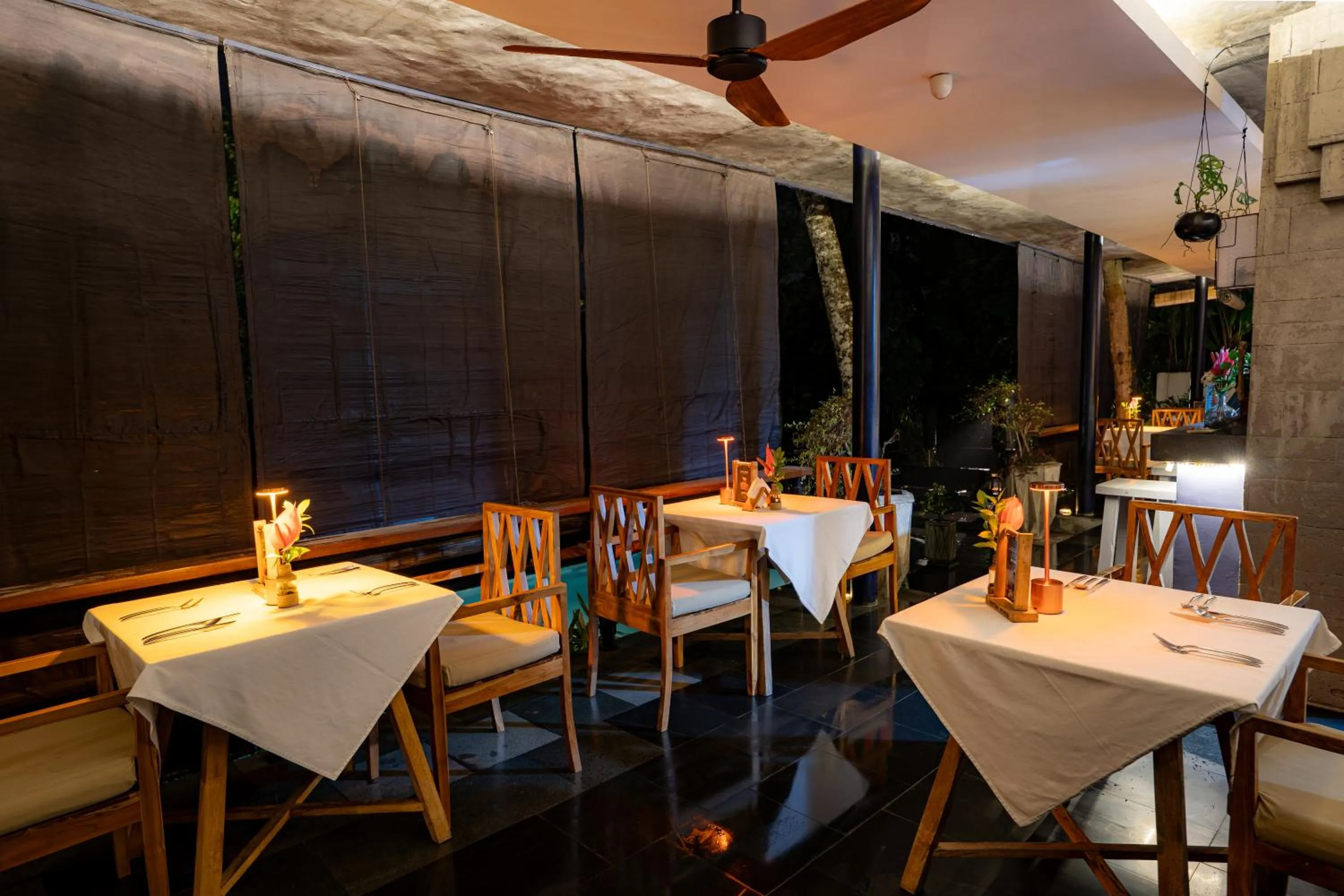 Restaurant/places to eat in Amora Ubud Boutique Villas