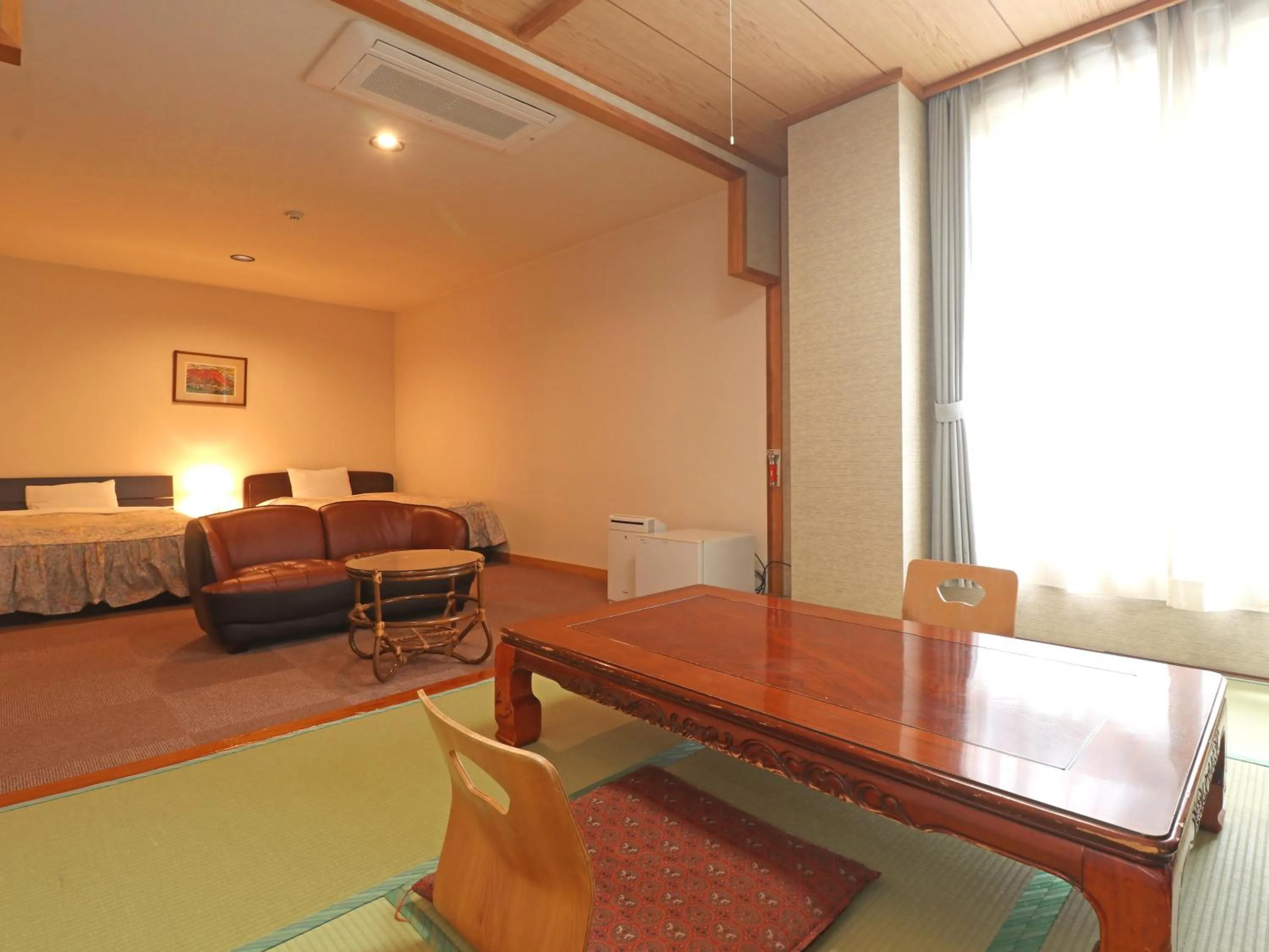 Photo of the whole room, Bed in Shugyoku no Yu Yakushido Onsen