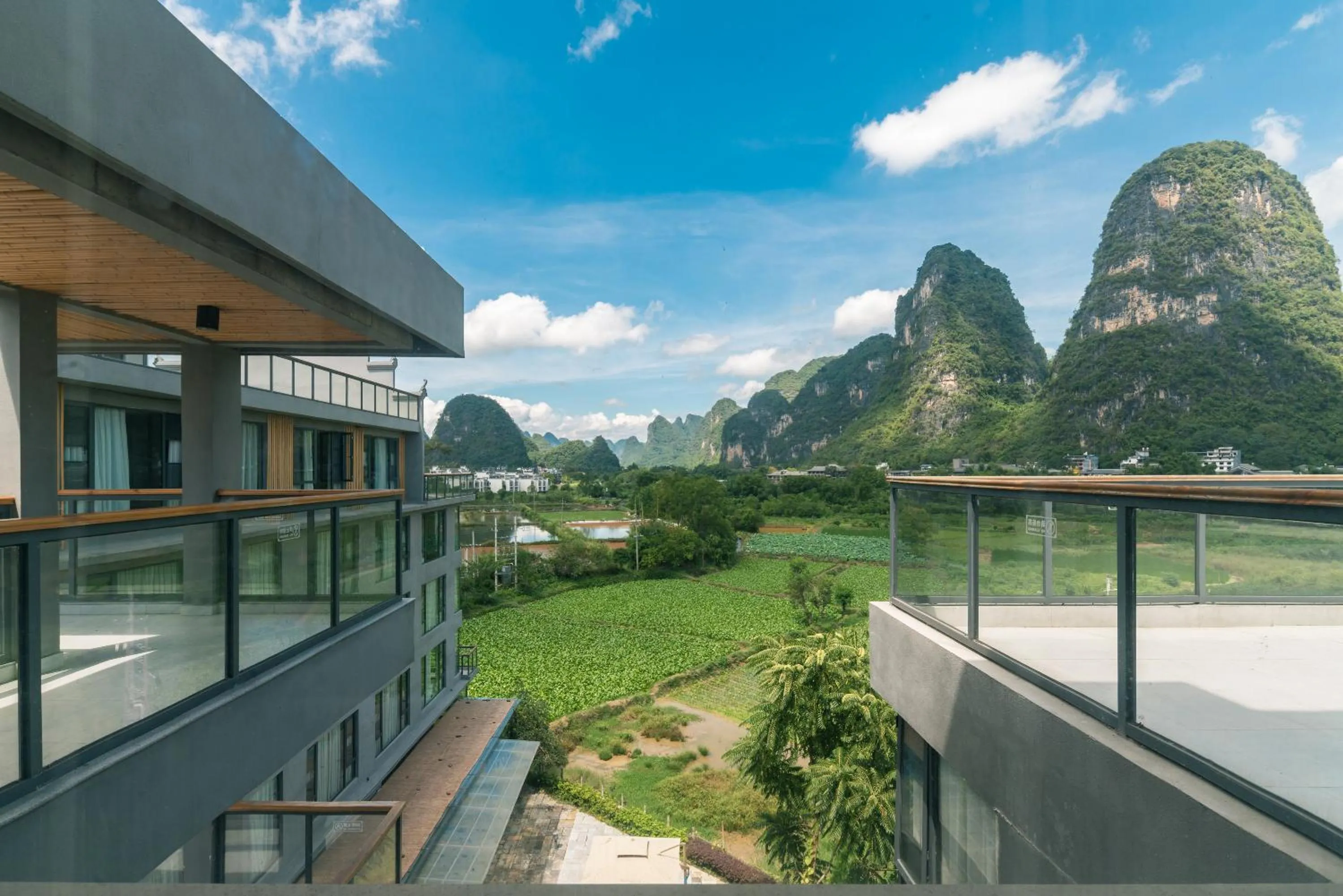 Natural landscape in Yangshuo Zen Garden Resort - Rich Chinese traditional activities