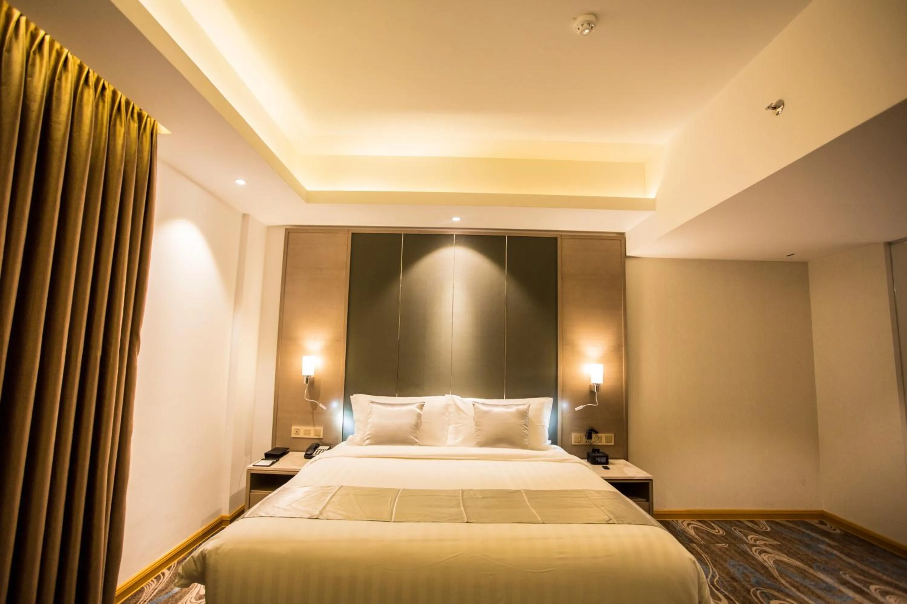 bunk bed, Bed in Golden Tulip The Grandmark-Dhaka