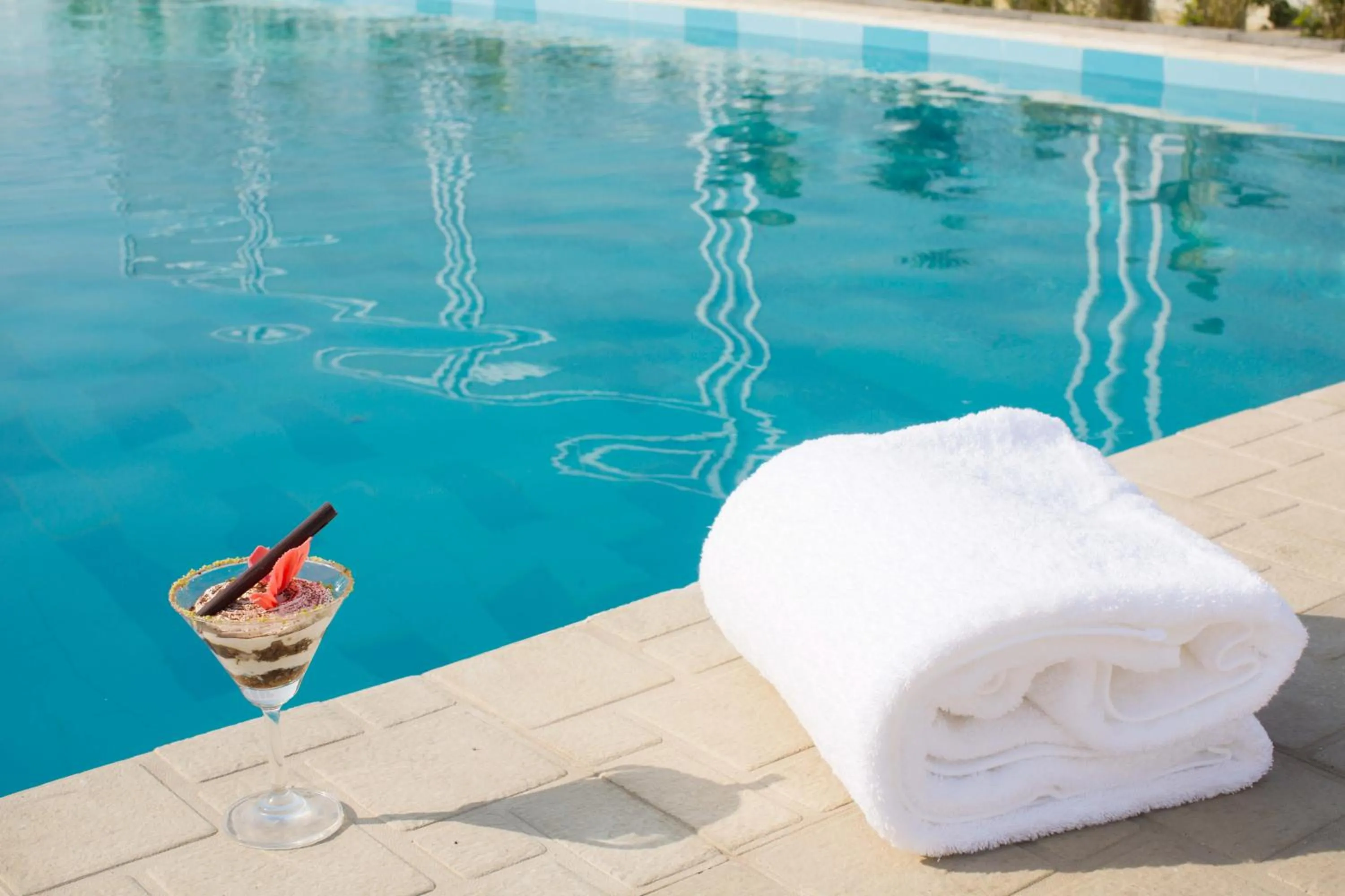 Food and drinks in Golden Tulip The Grandmark-Dhaka