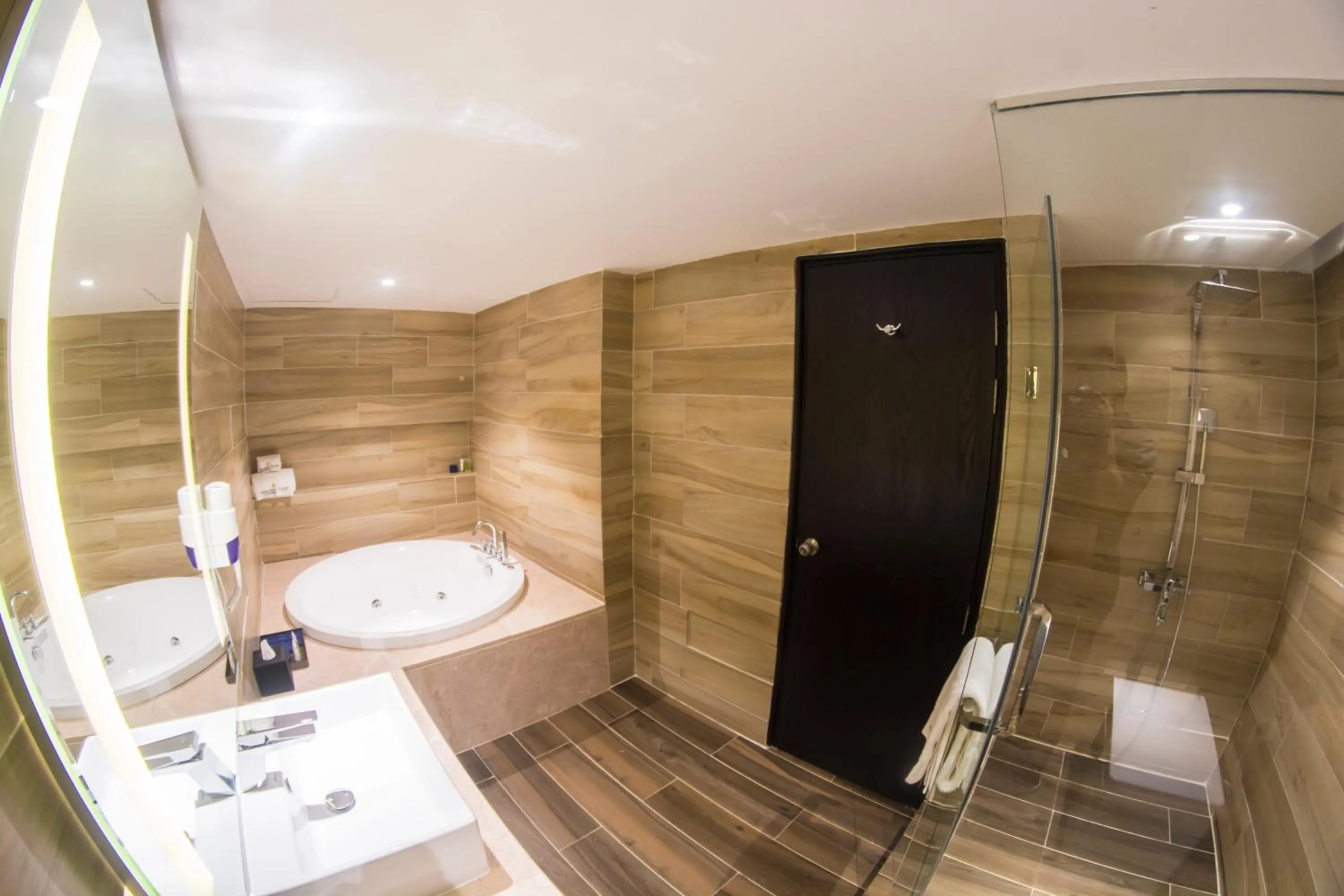 Bathroom in Golden Tulip The Grandmark-Dhaka