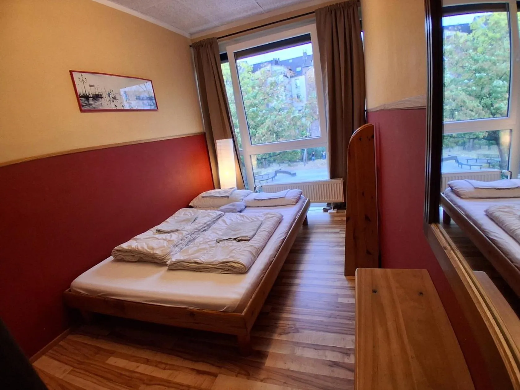 Photo of the whole room, Bed in Max Hostel