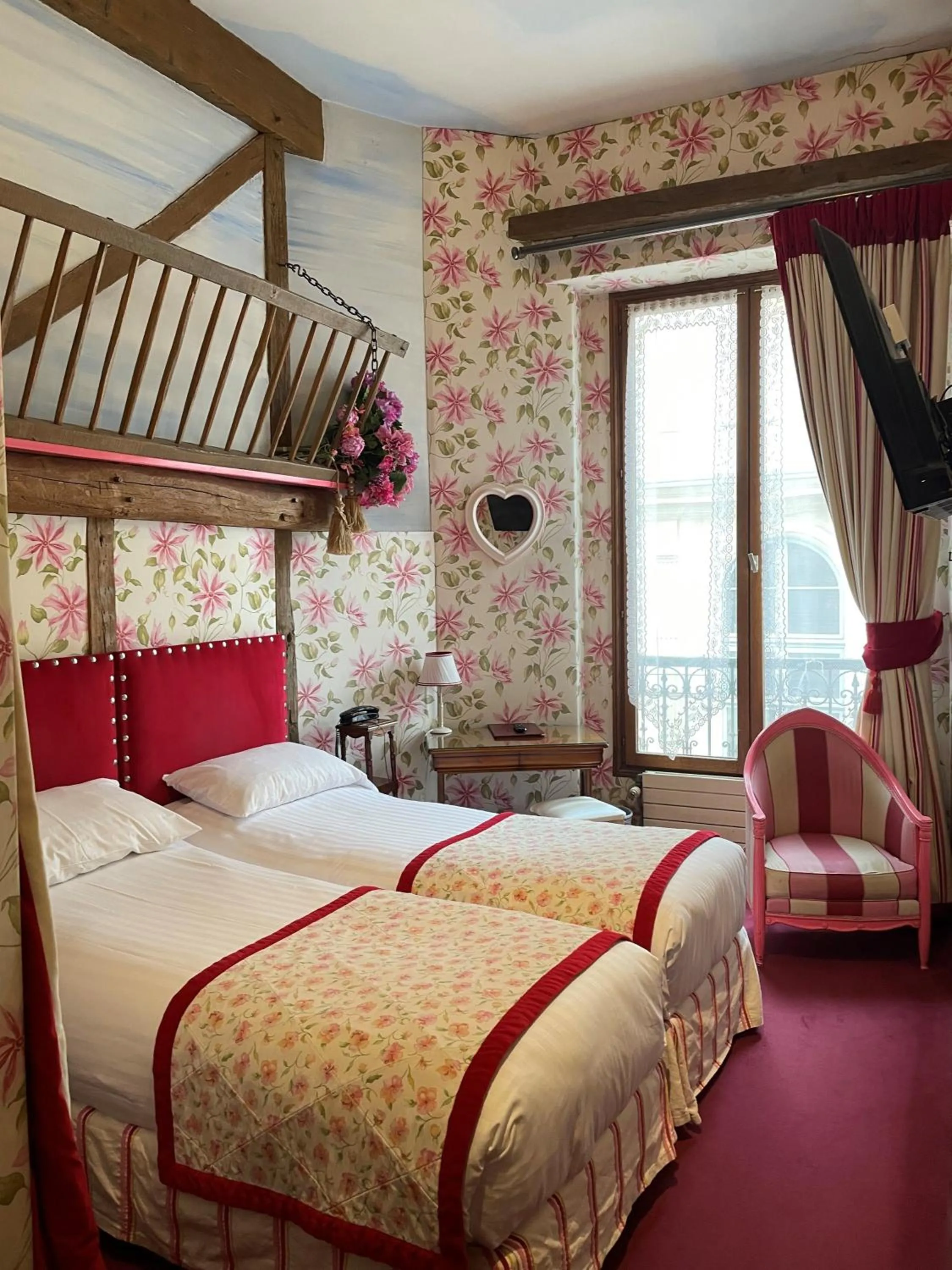 Bedroom in Grand Hôtel Dechampaigne