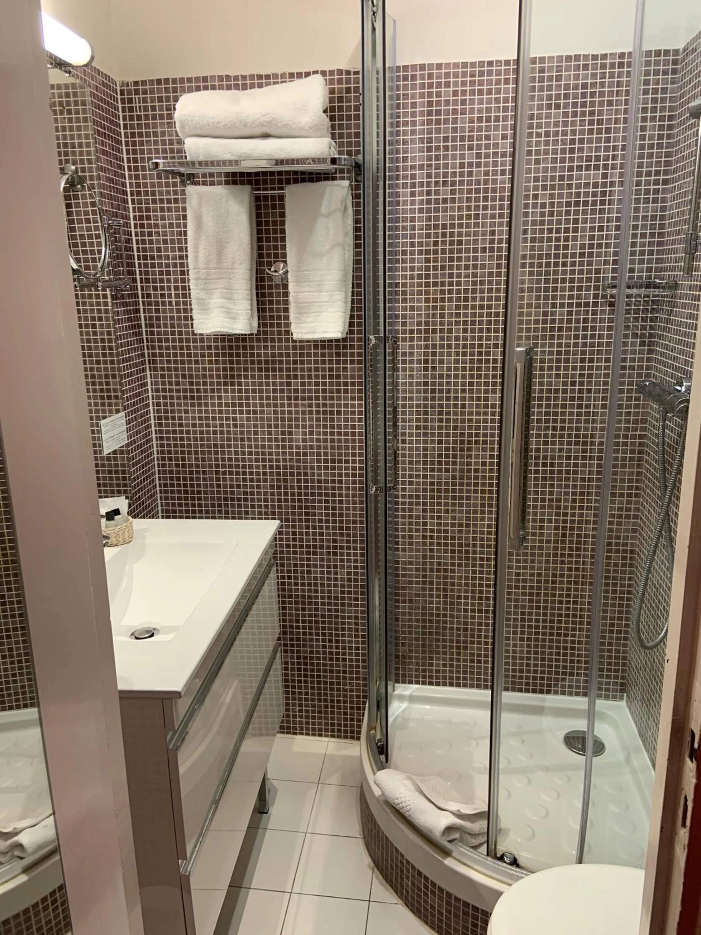 Bathroom in Grand Hôtel Dechampaigne