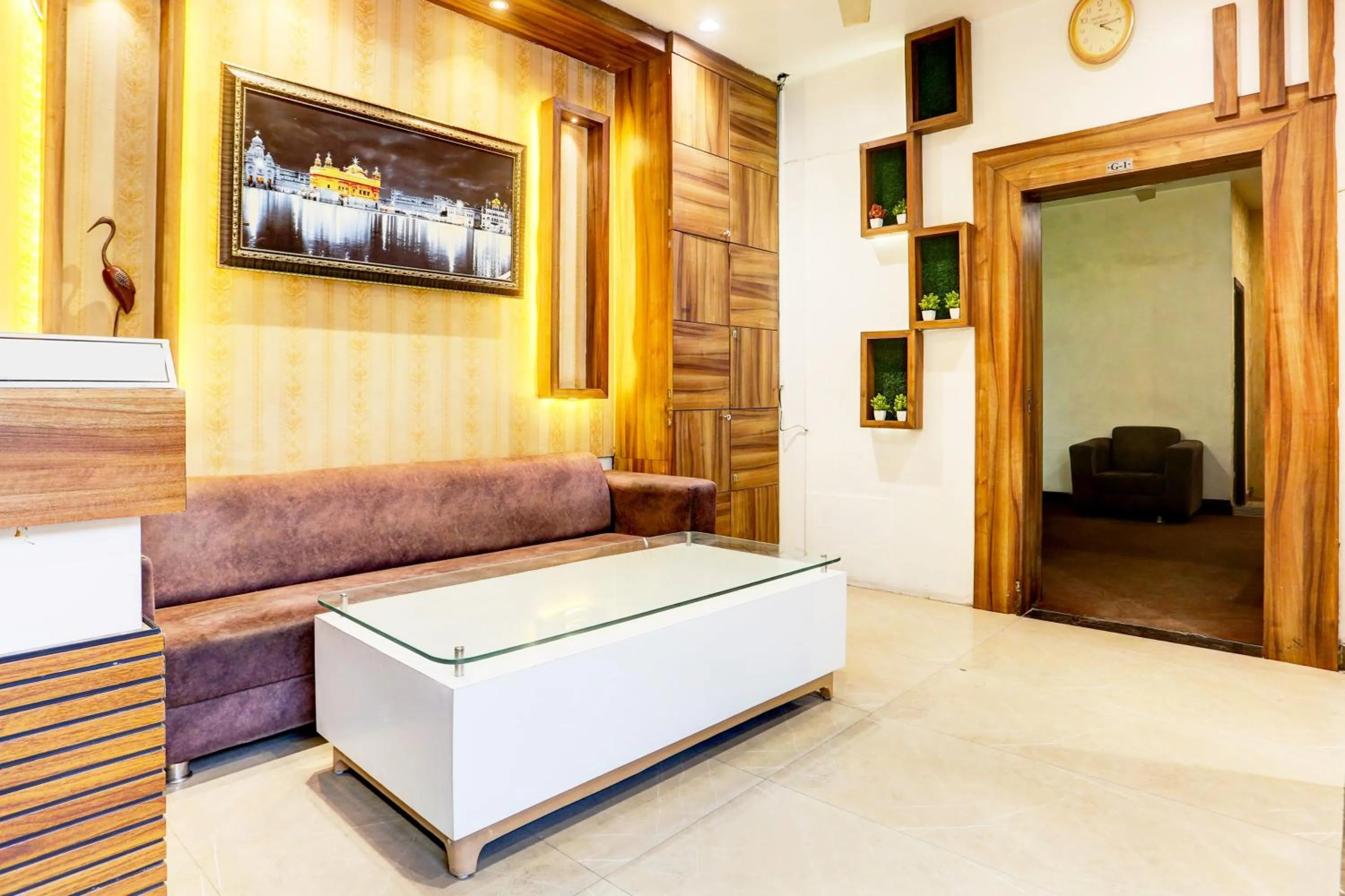 Lobby or reception in Super Collection O Amritsar Near Bus Stand
