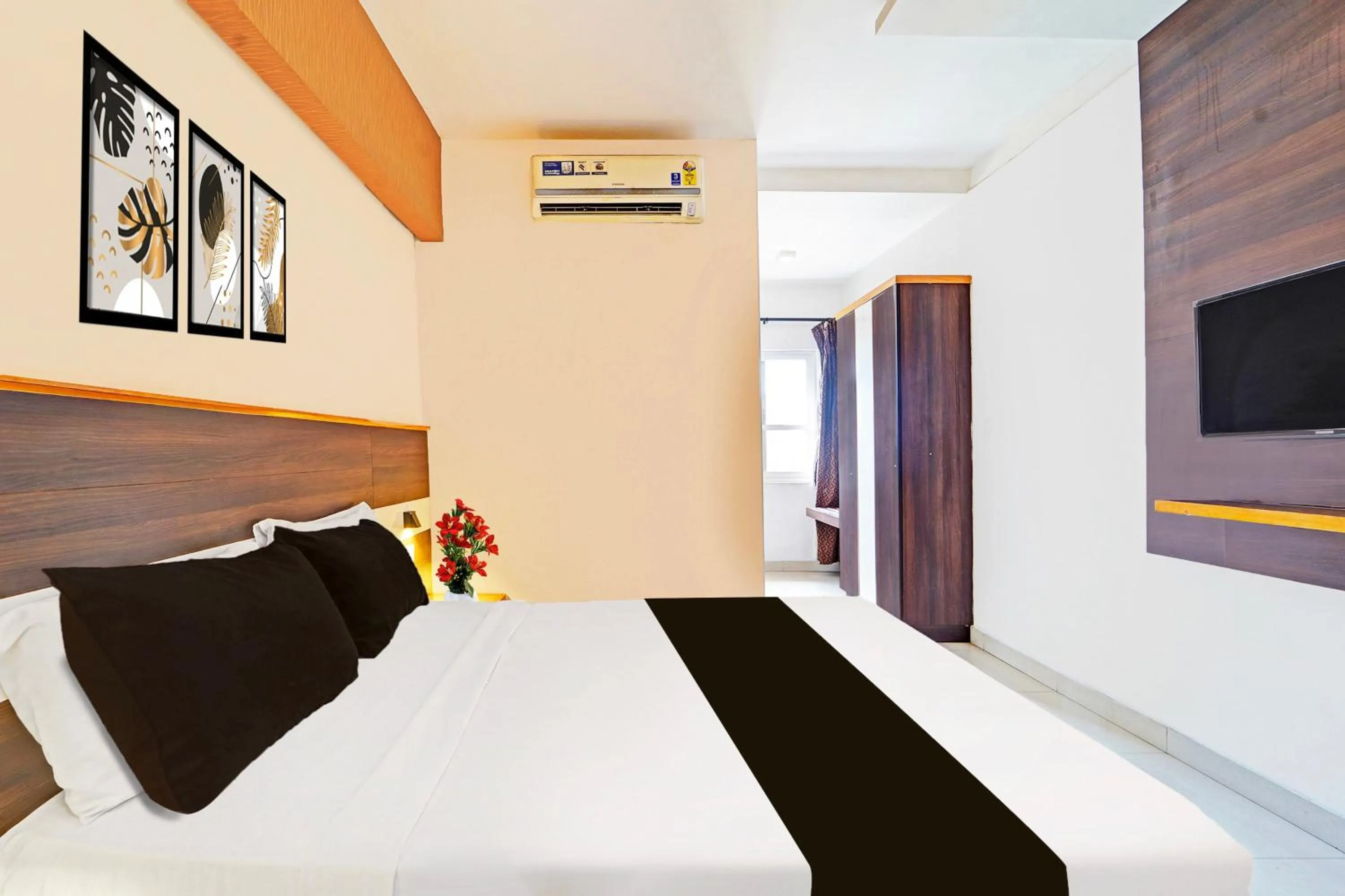 Bedroom, Bed in Collection O Gandhipuram