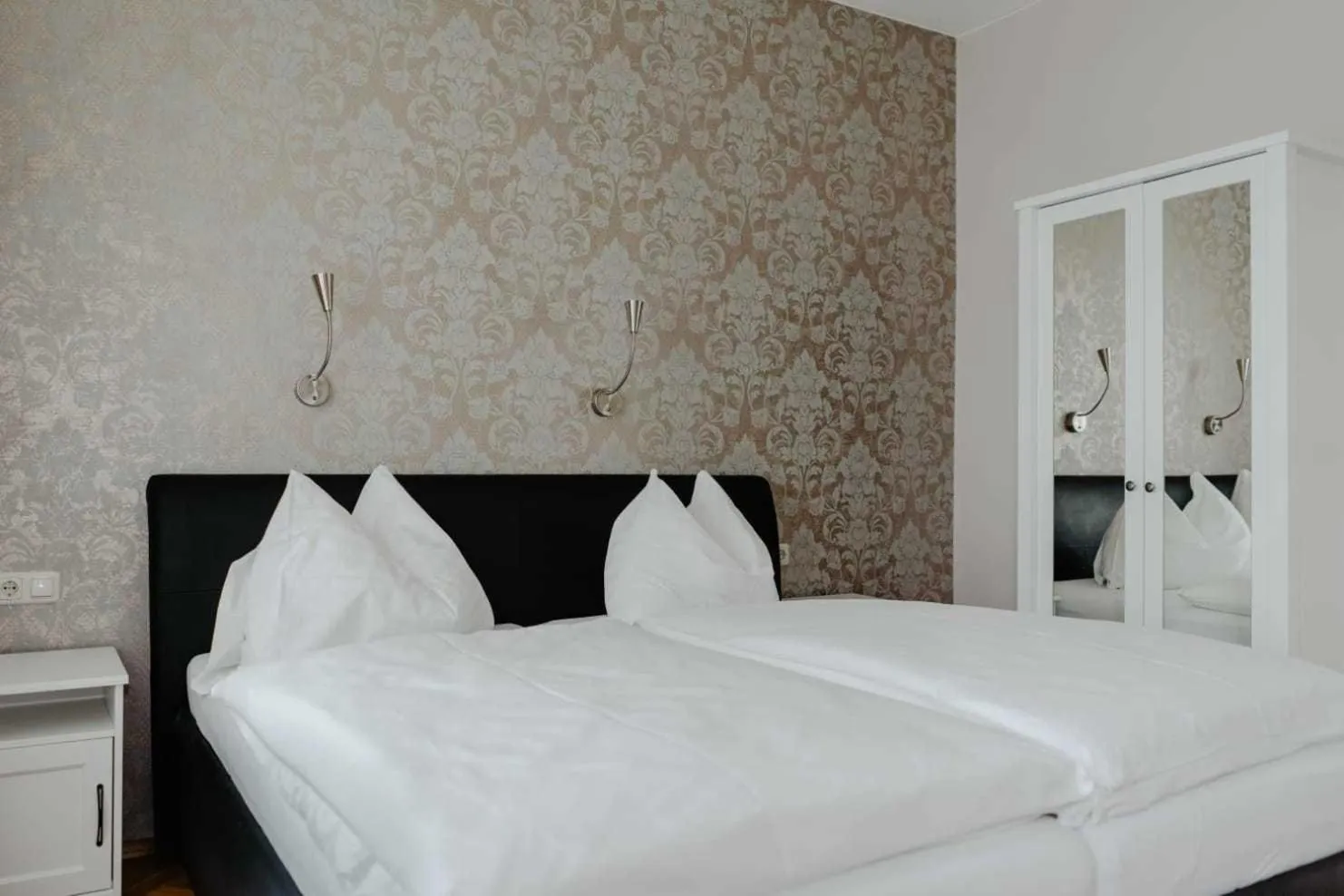 Photo of the whole room, Bed in Hotel Hammer