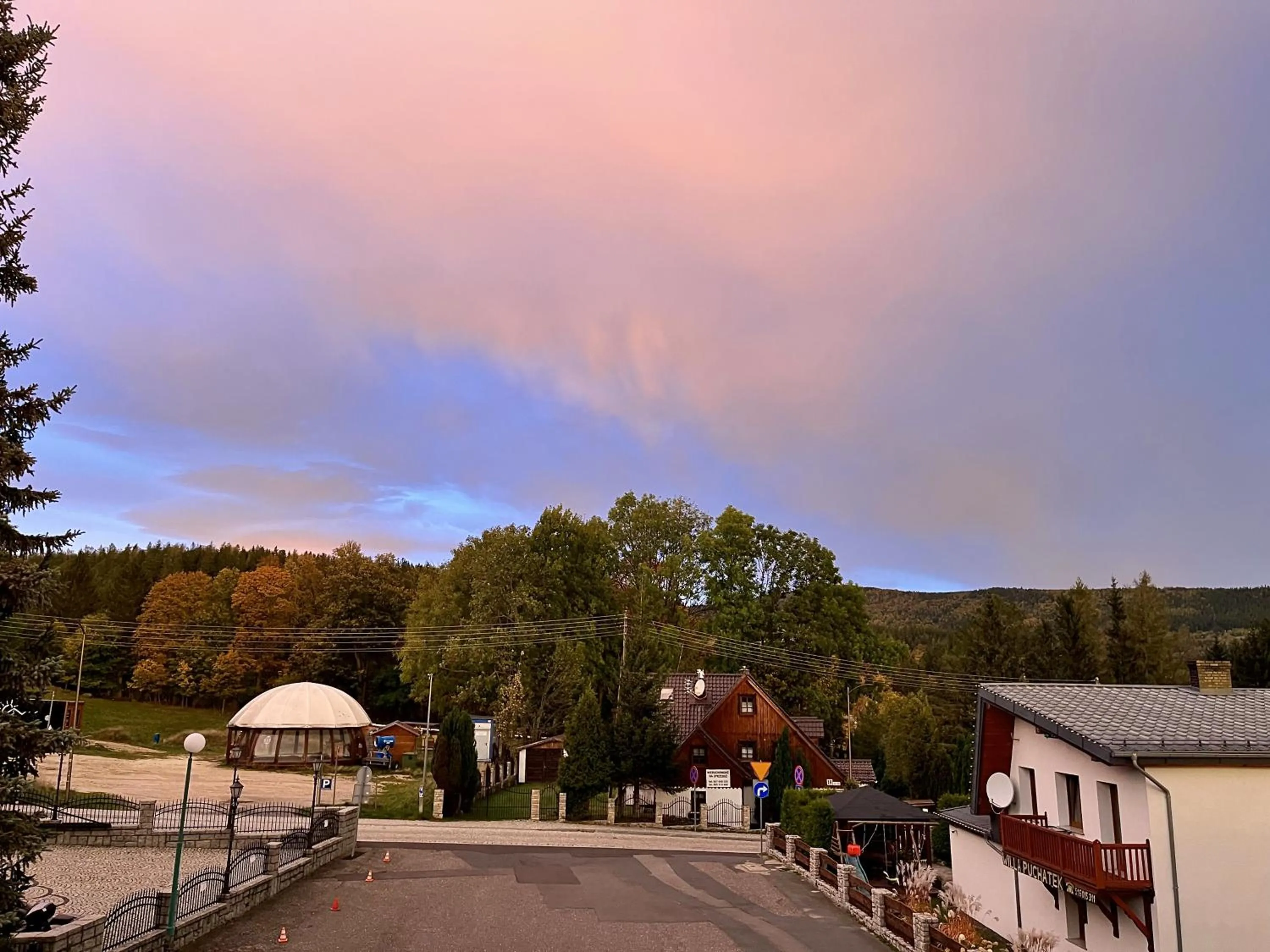 Street view in Willa Hektor