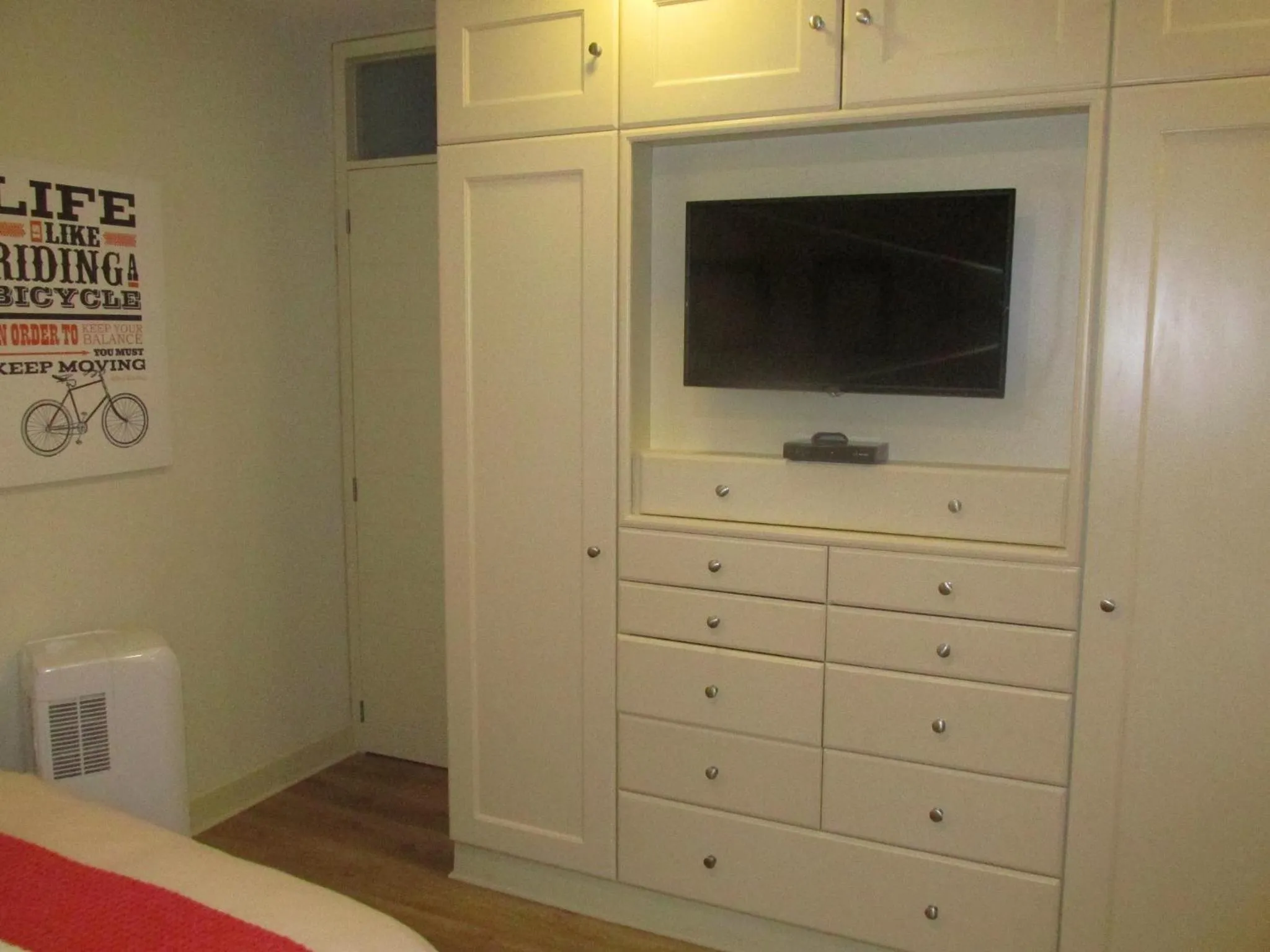 Bedroom in Kangaroo Wasi Airport Bed & Breakfast