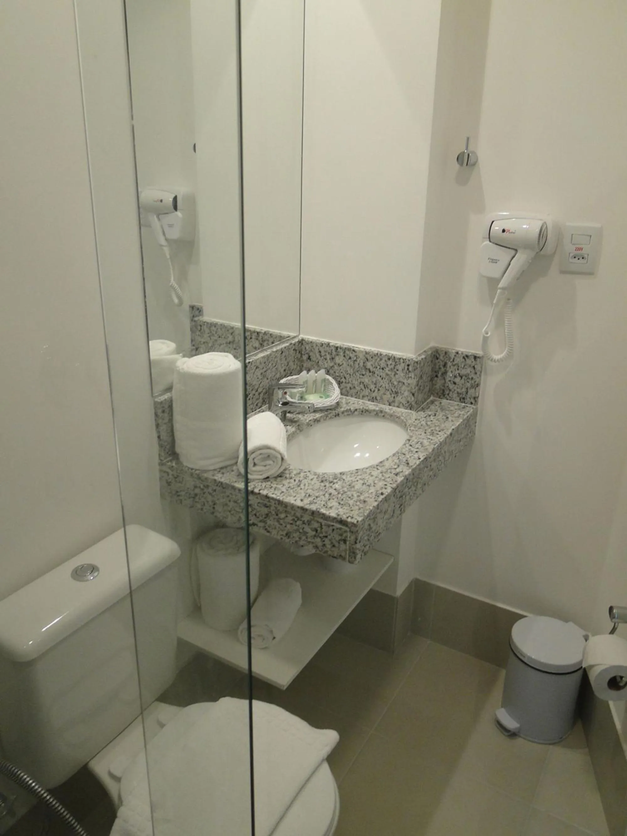 Bathroom in Tulip Inn Vila Velha