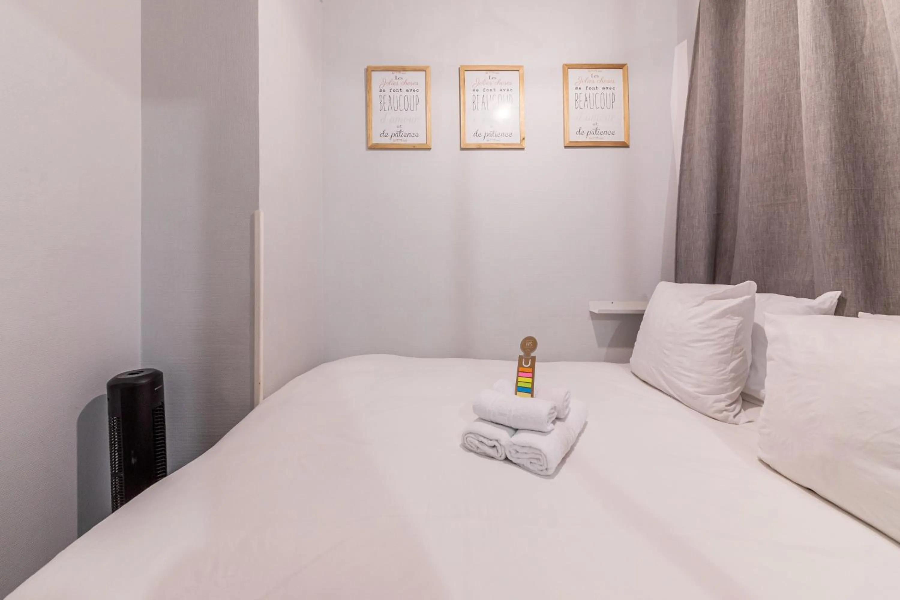 Bed in WS Hôtel de Ville - Le Marais