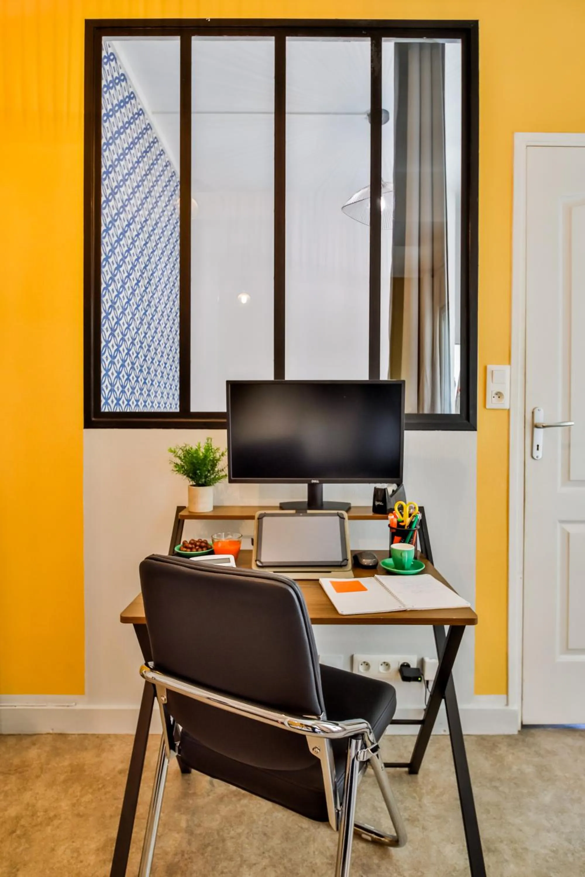 Seating area in WS Hôtel de Ville - Le Marais