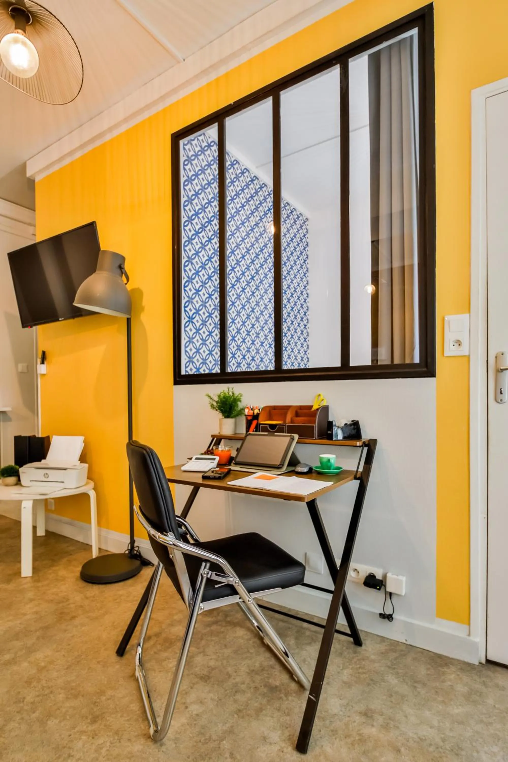 Seating area in WS Hôtel de Ville - Le Marais