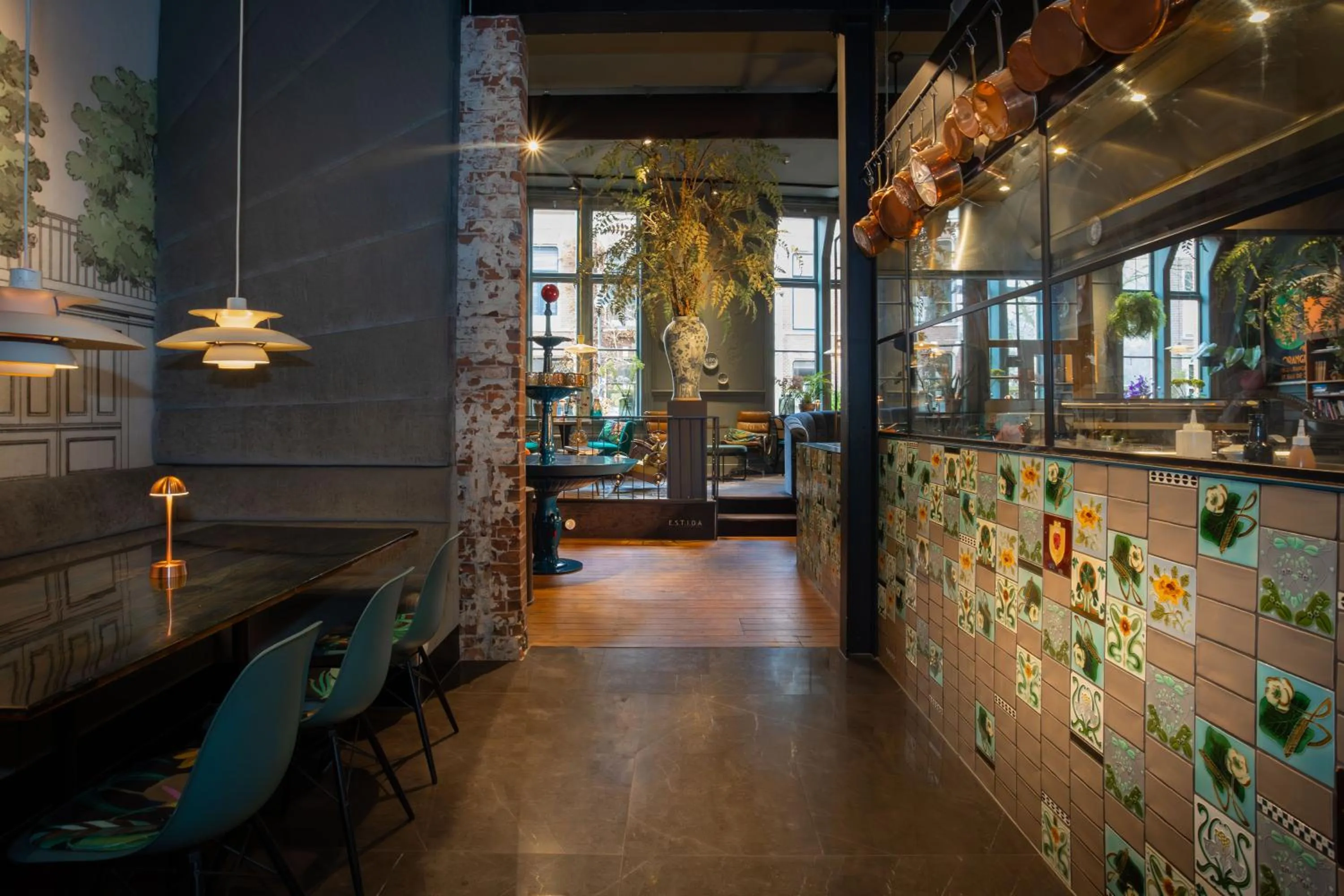 Restaurant/places to eat in Boutiquehotel Staats