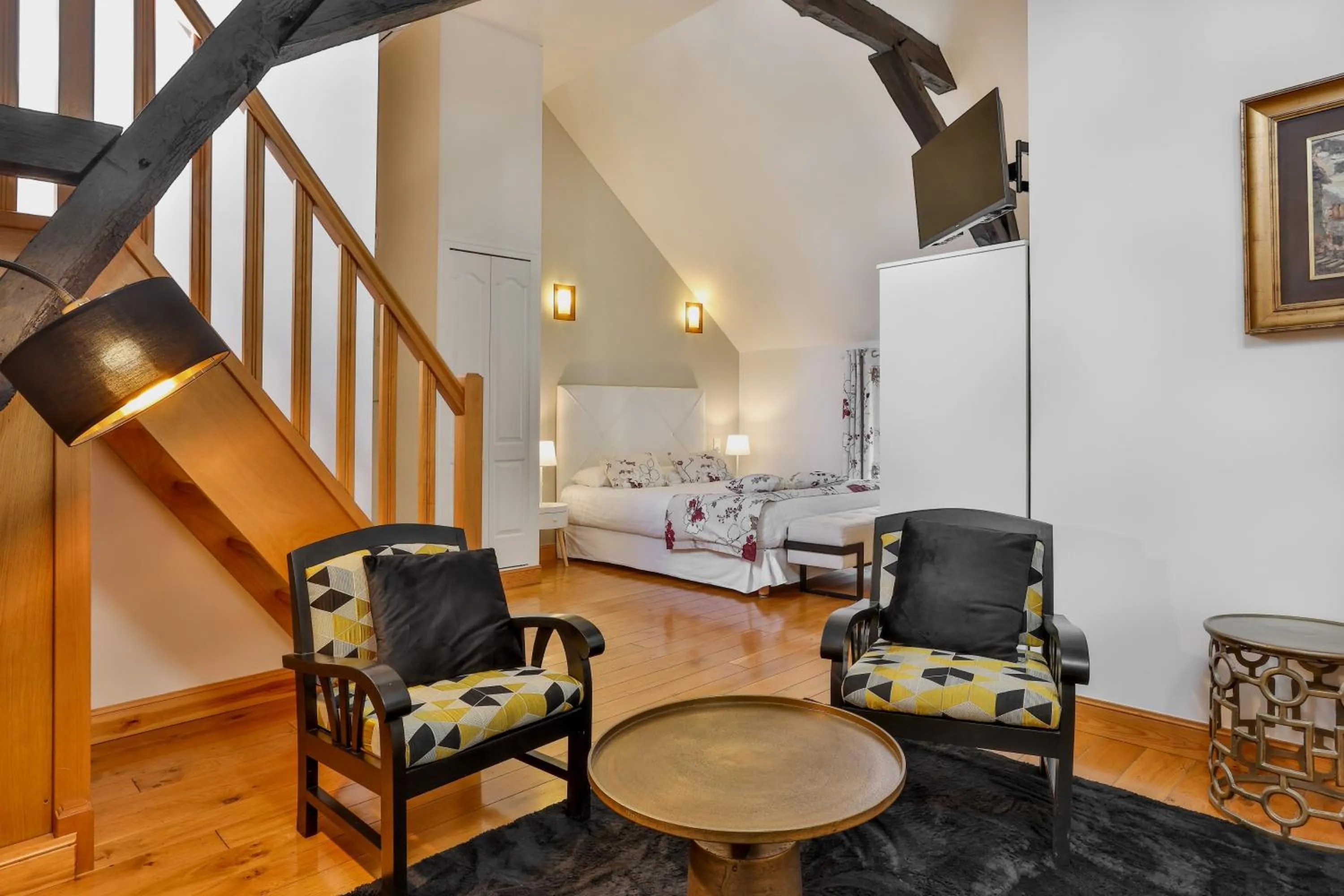 View (from property/room), Bed in La Villa des Consuls - Gîte de tourisme de charme