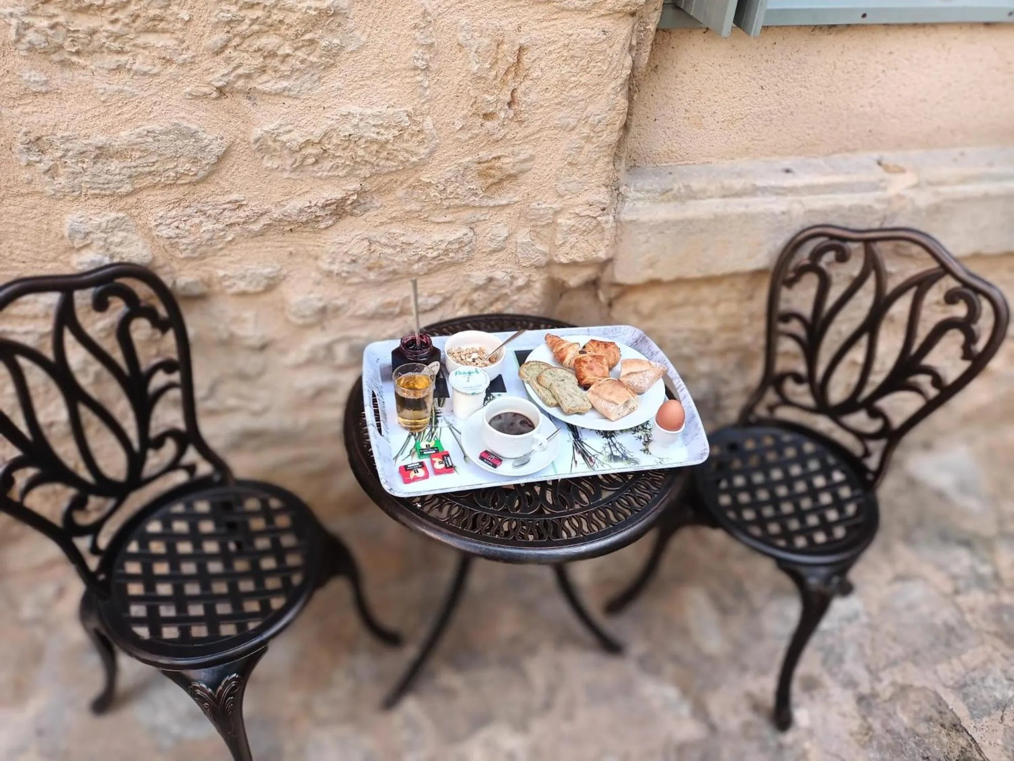 Patio in La Villa des Consuls - Gîte de tourisme de charme