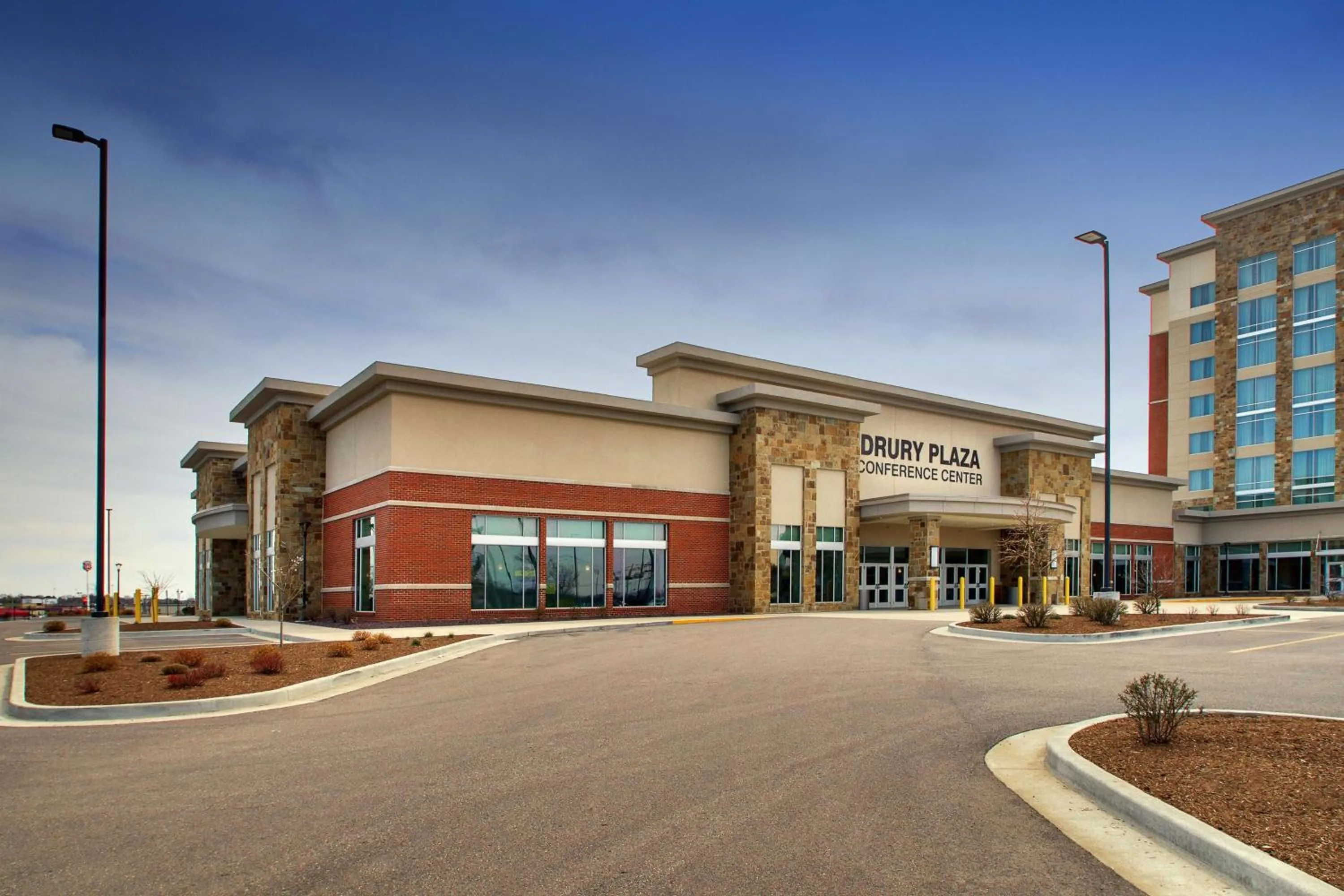 Property building in Drury Plaza Hotel Cape Girardeau Conference Center
