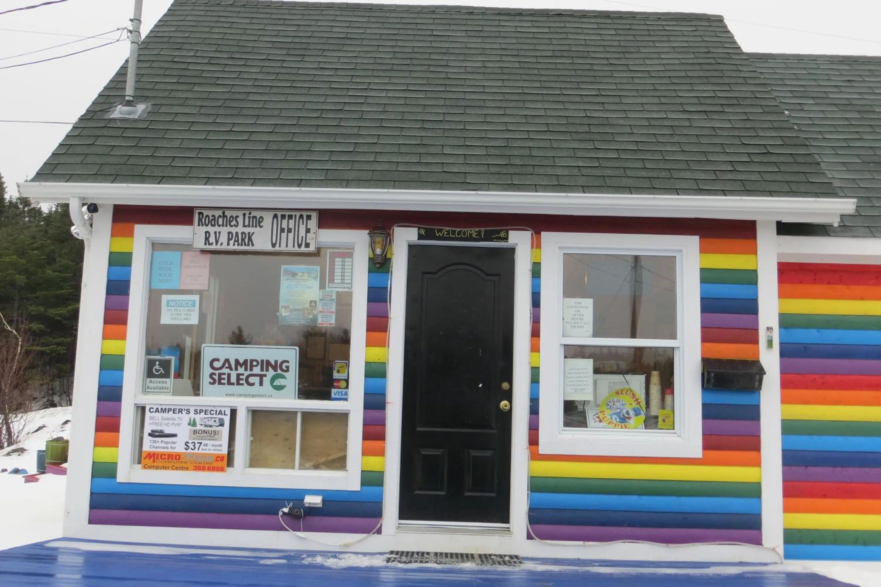 Property building in Hillside Cottages