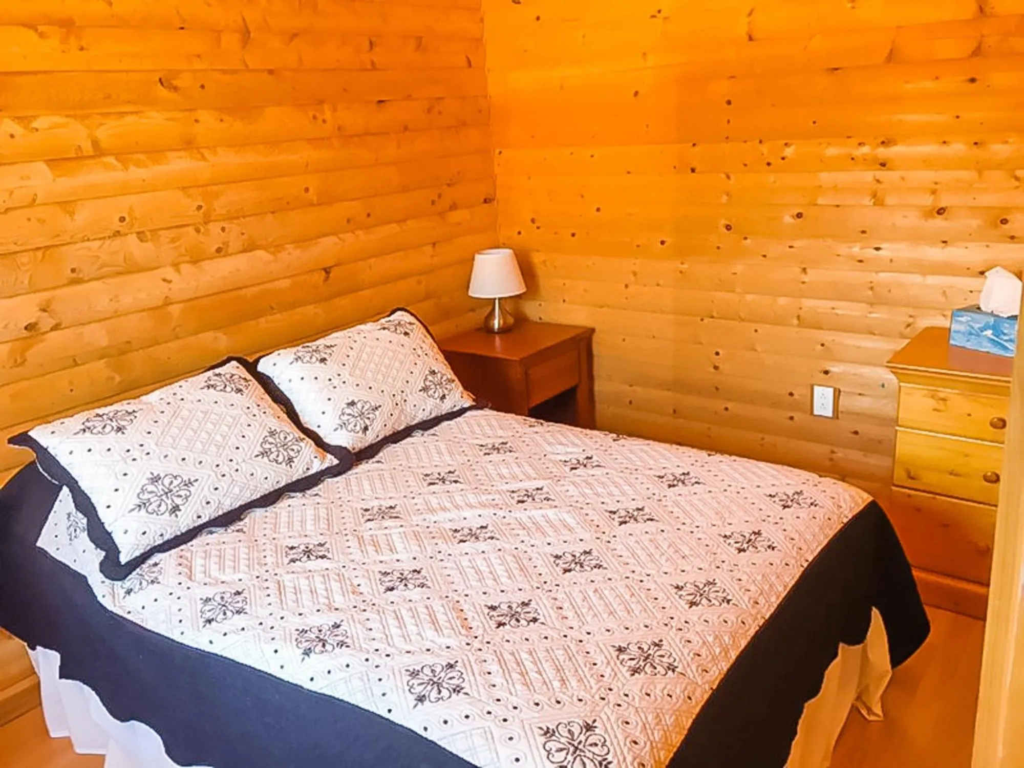 Bed in Hillside Cottages