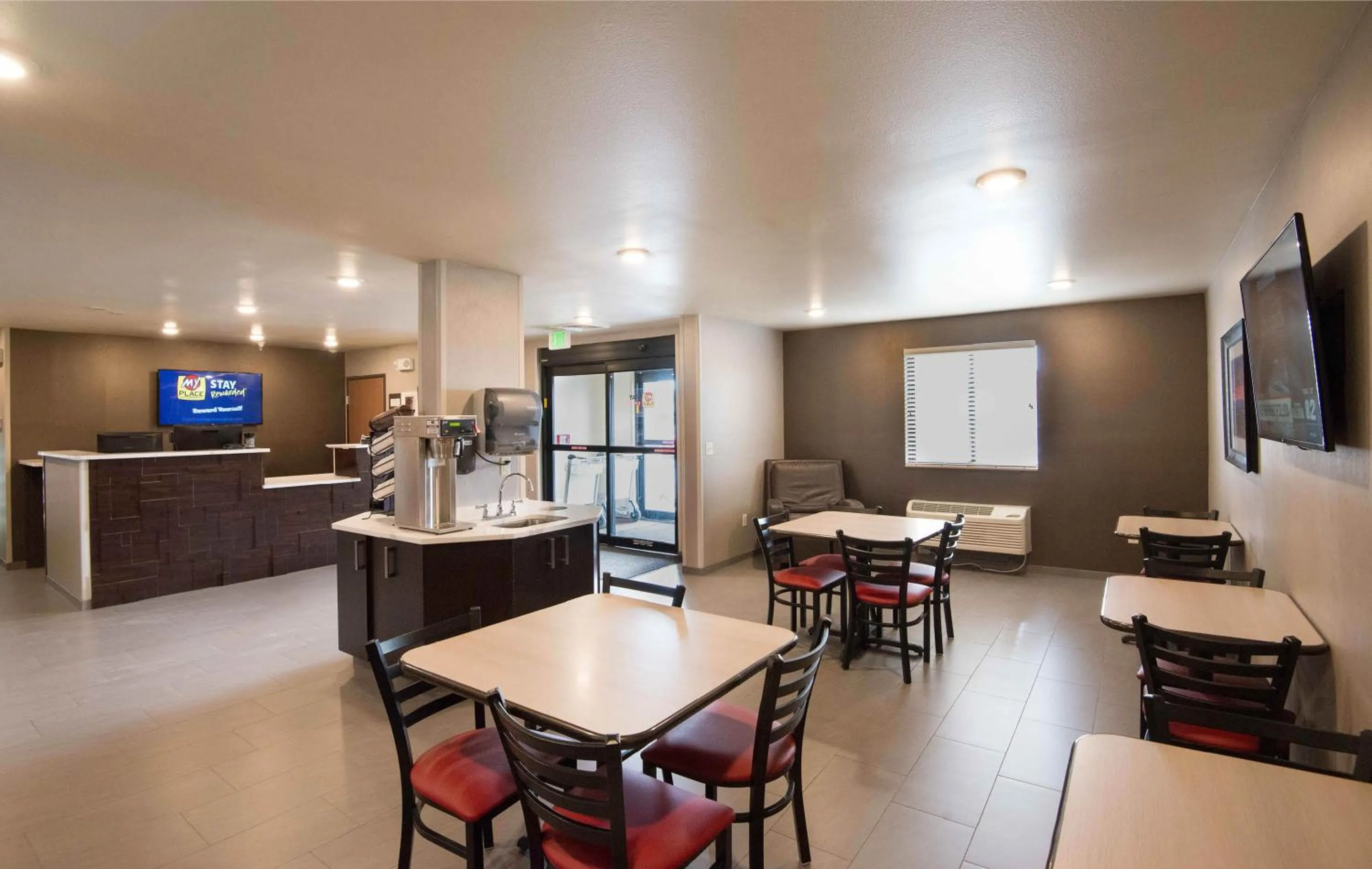 TV and multimedia in My Place Hotel-Salt Lake City-West Jordan