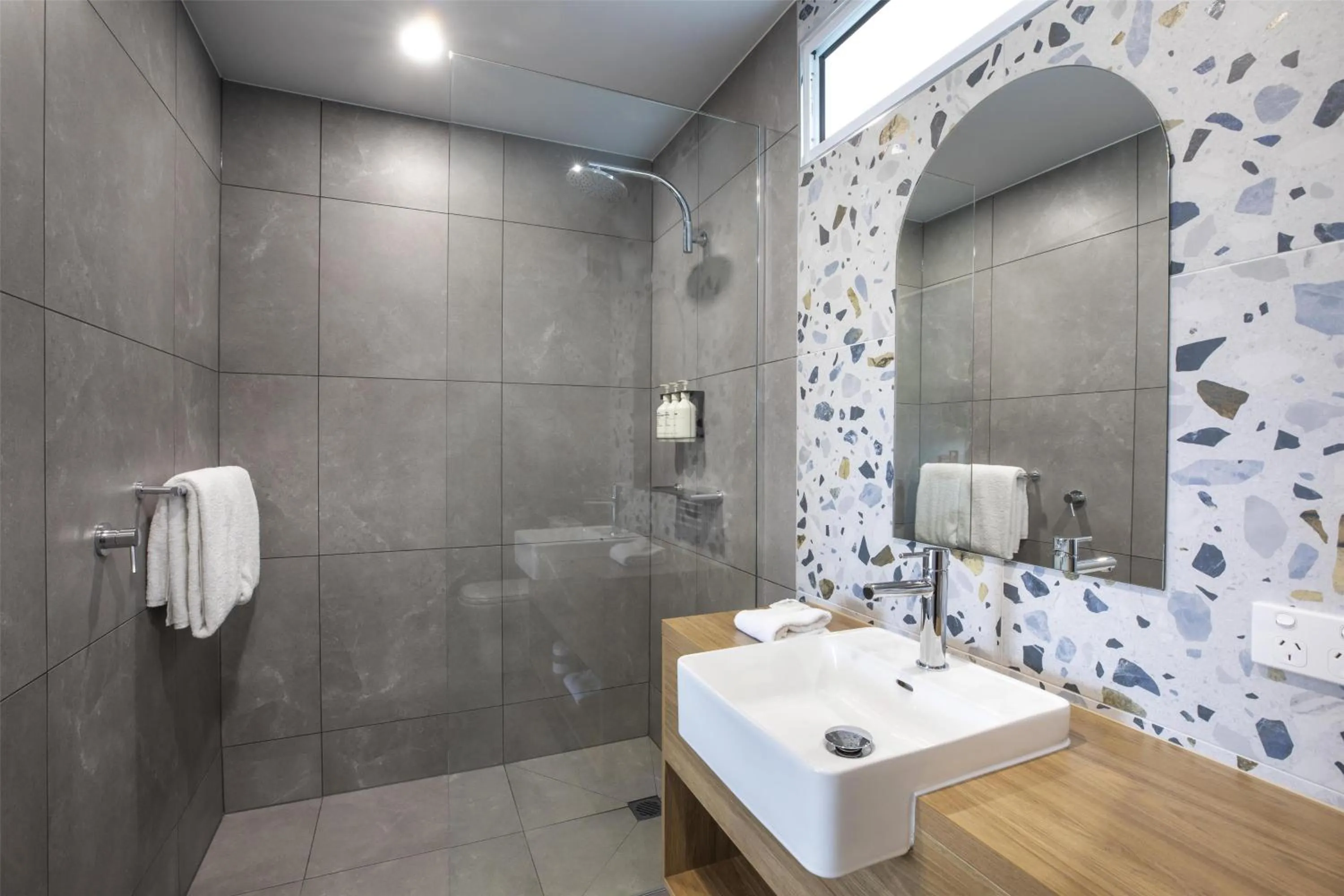 Bathroom in Nightcap at Queens Beach Hotel