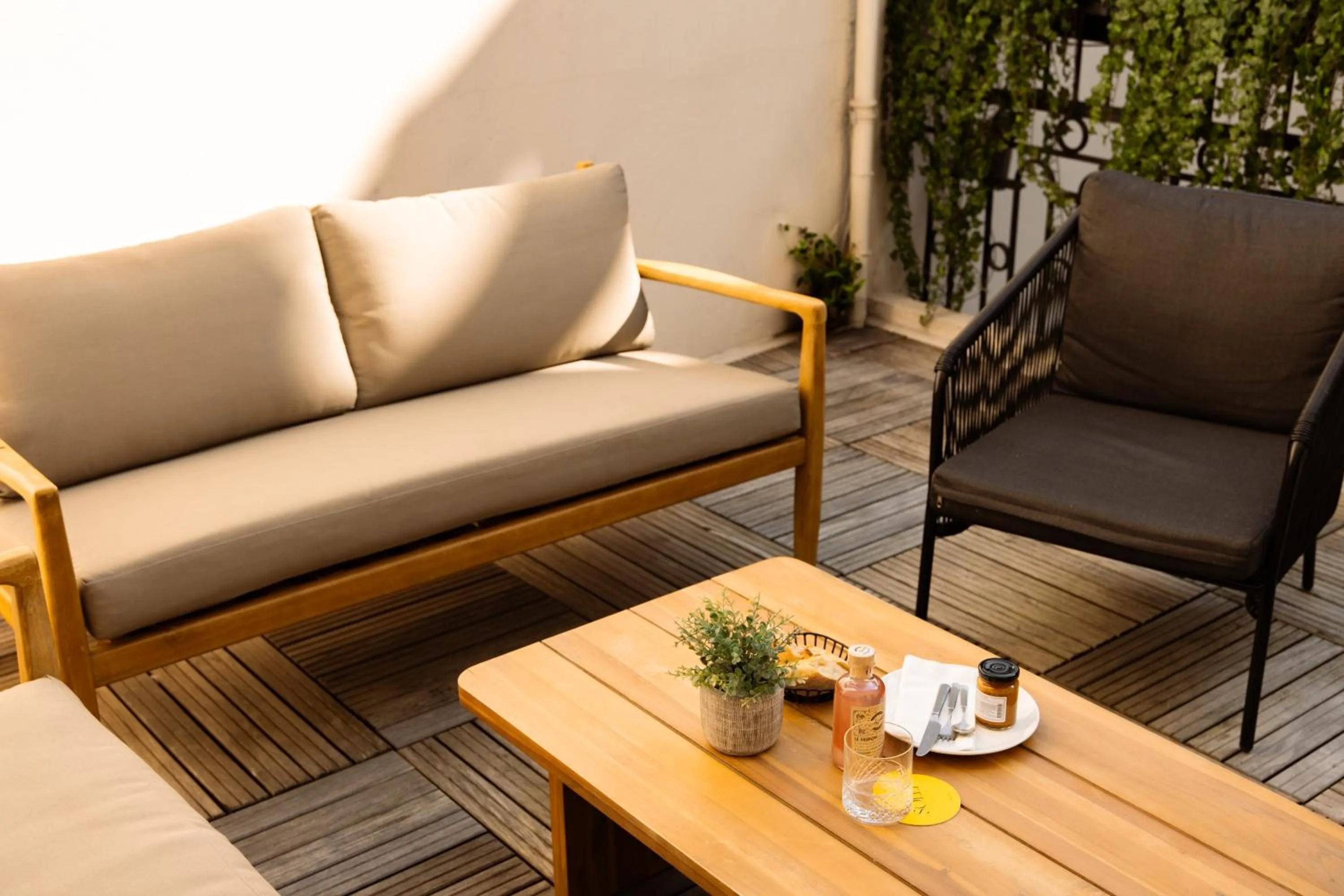 Balcony/Terrace in Solly Hôtel Paris