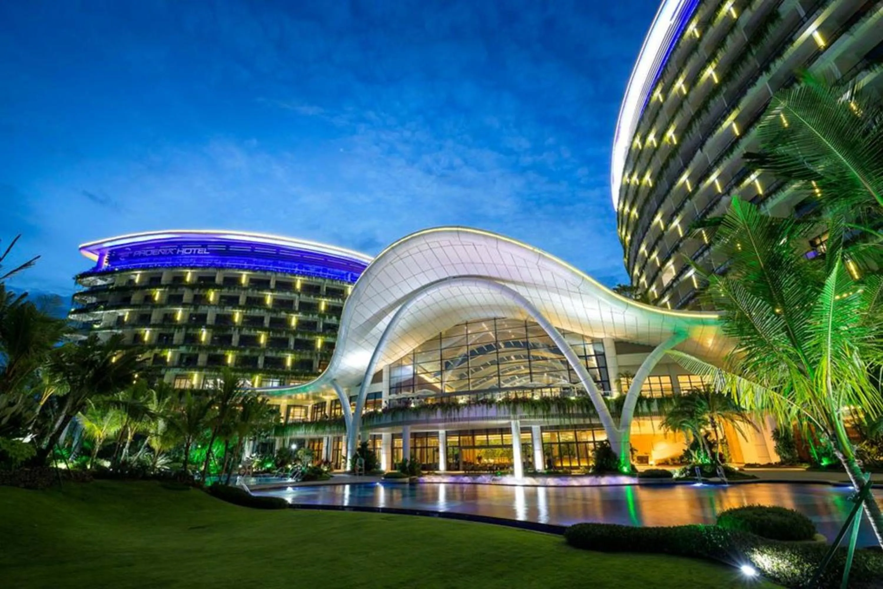 Property building in Forest City Marina Hotel