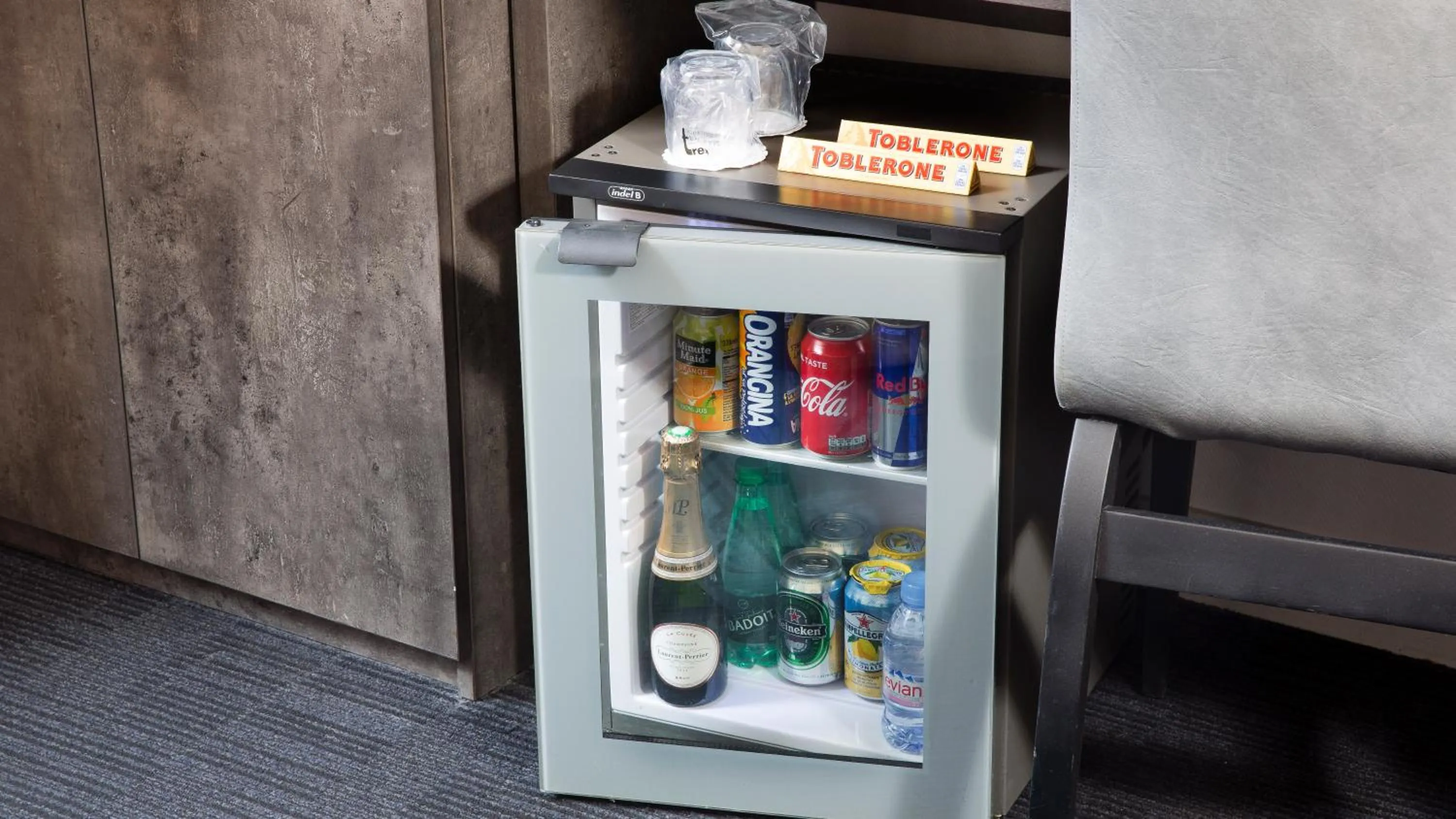 Photo of the whole room in Hôtel du Plat d'Etain