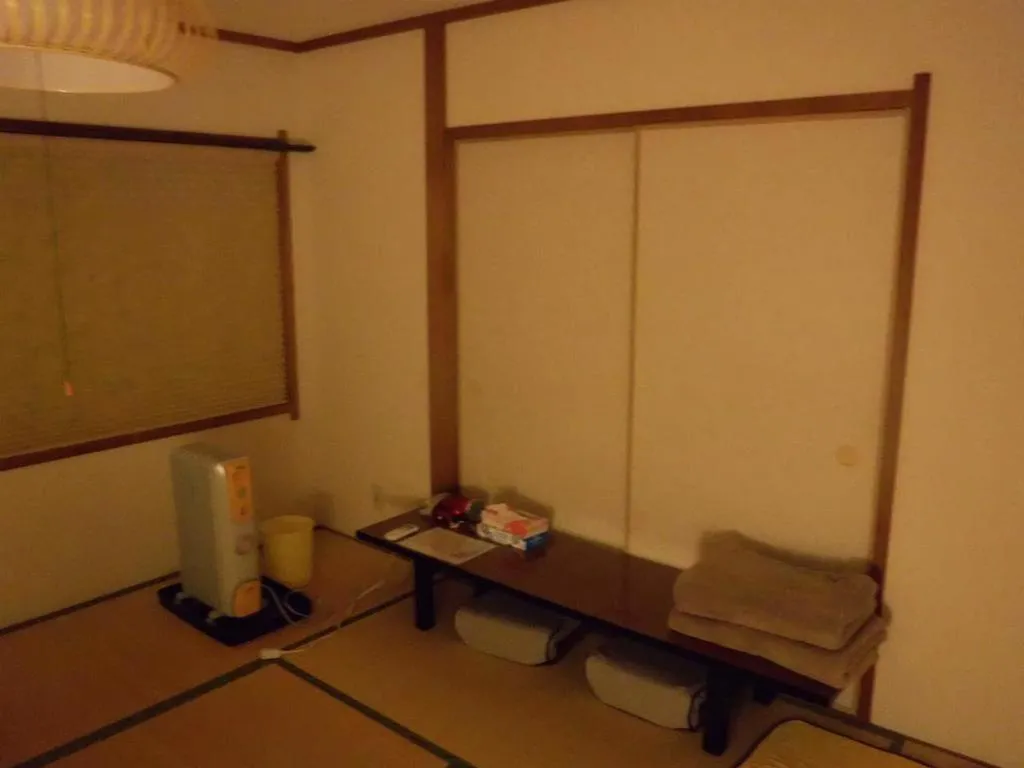 Wholeearth Ryokan Hiroshima