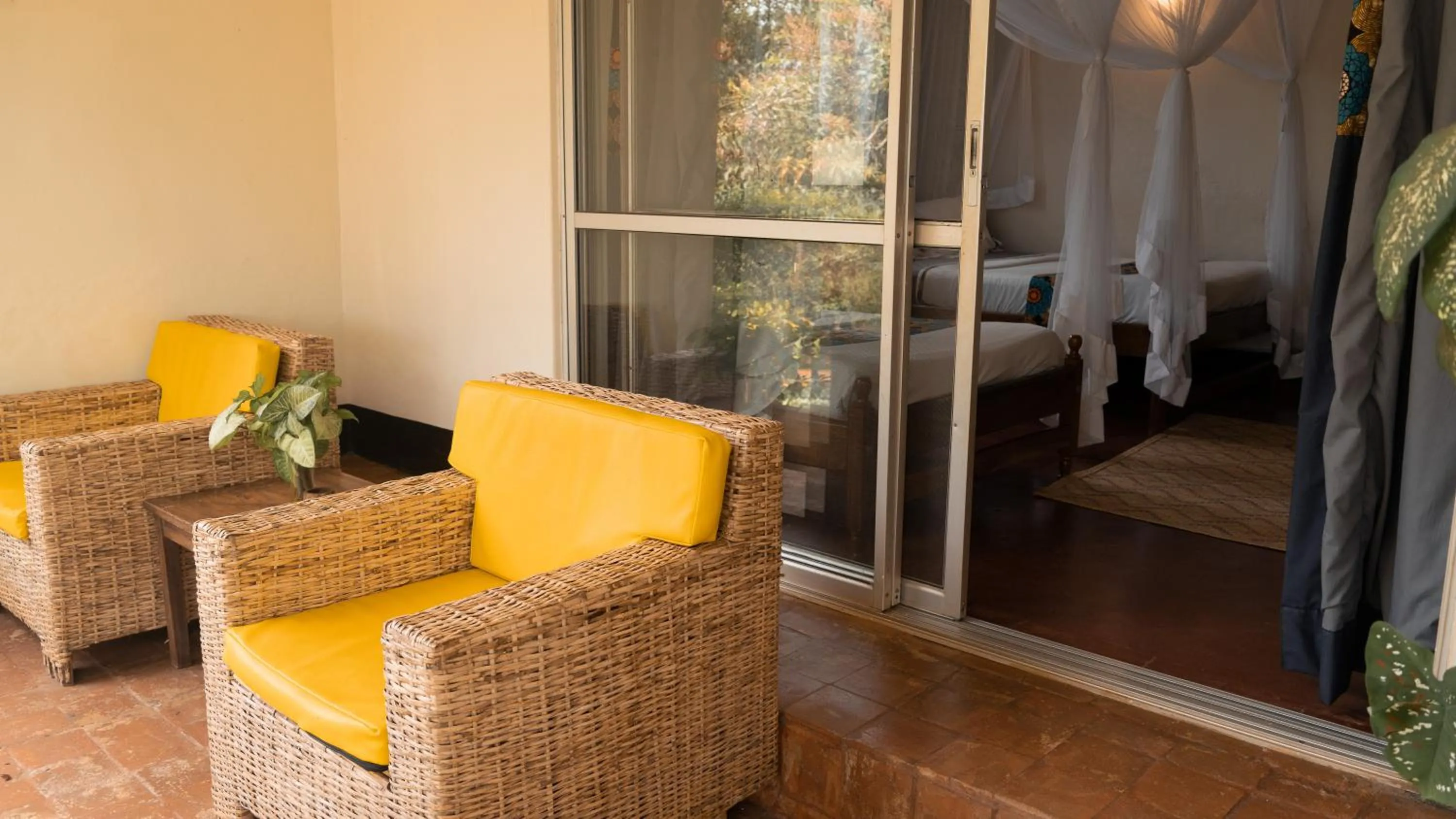 Patio in ViaVia Entebbe