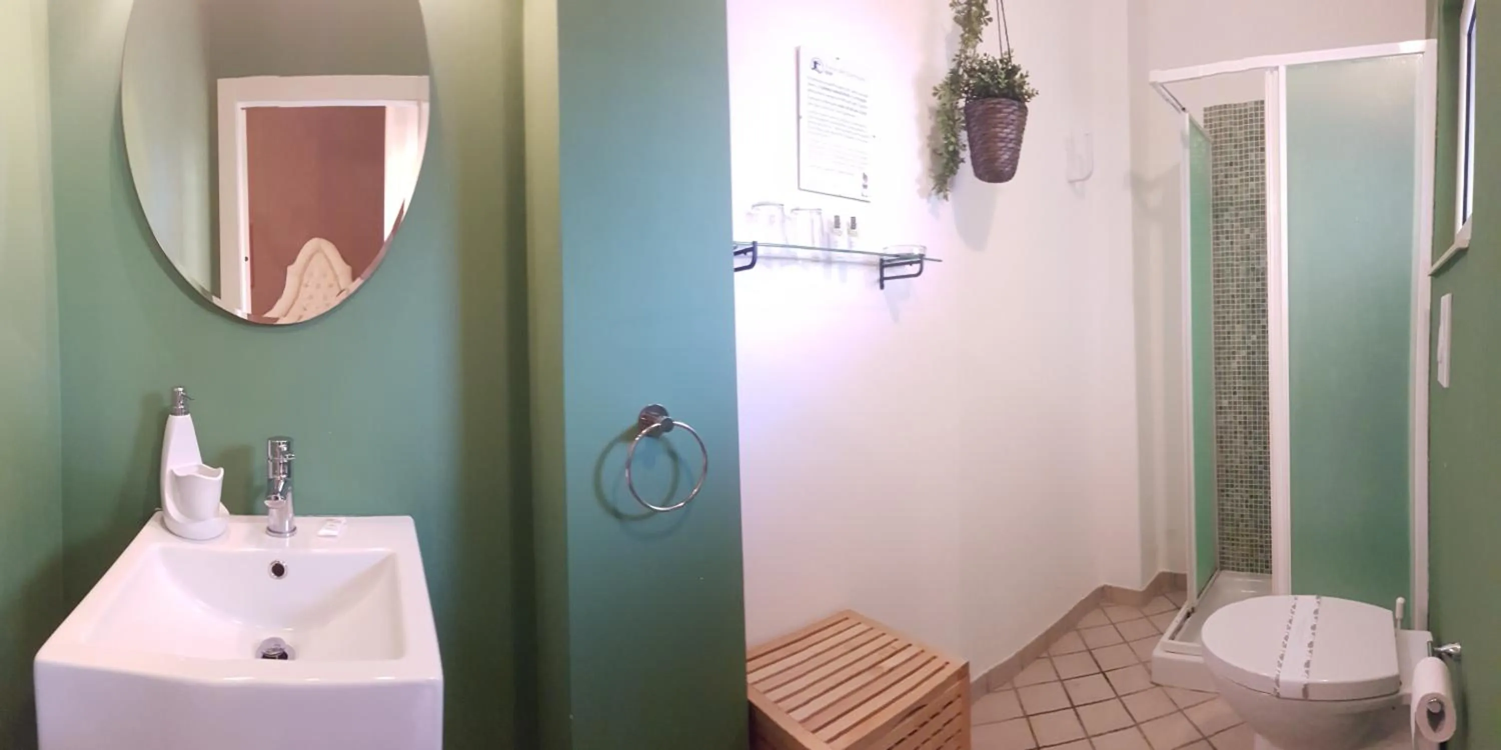 Bathroom in B&B TORRE DEI SARACENI