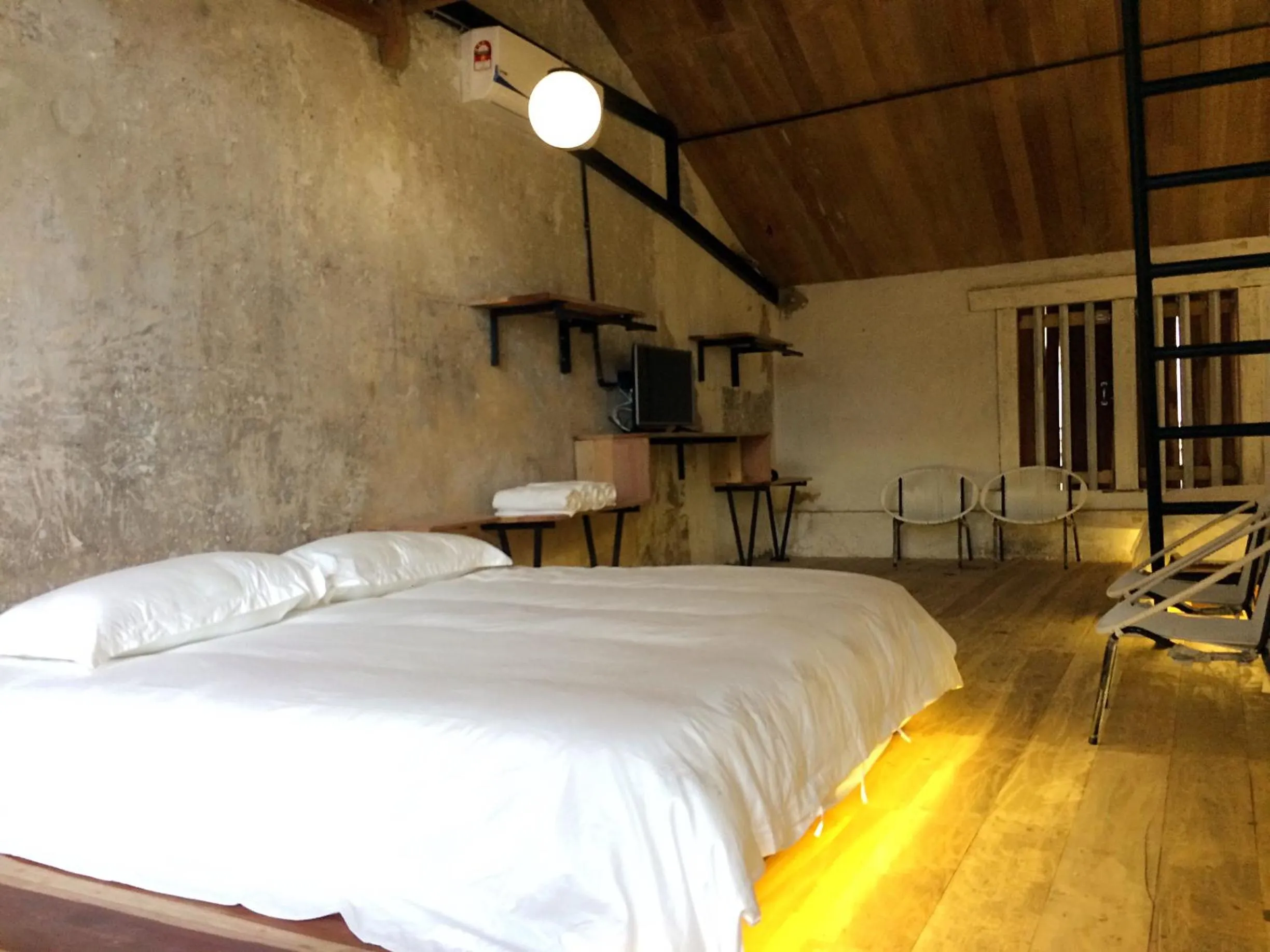 Living room, Bed in Rimba Hang Kasturi Villa