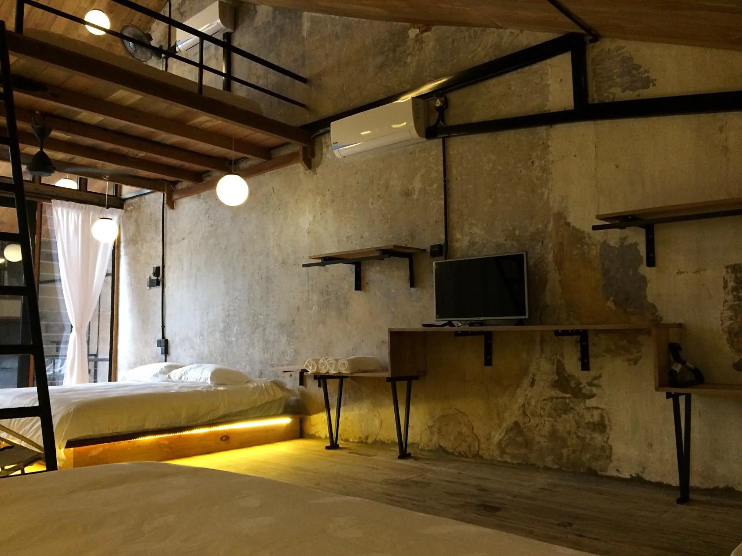 Living room, Bed in Rimba Hang Kasturi Villa