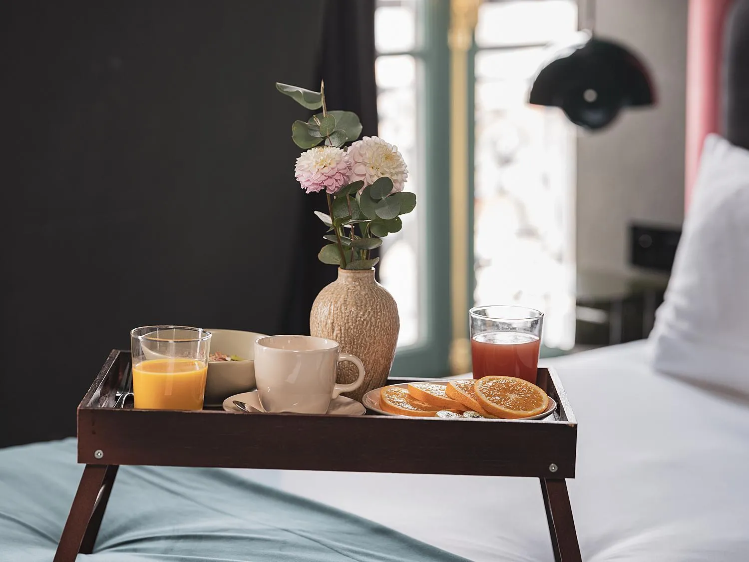 Breakfast, Bed in Bob Hotel
