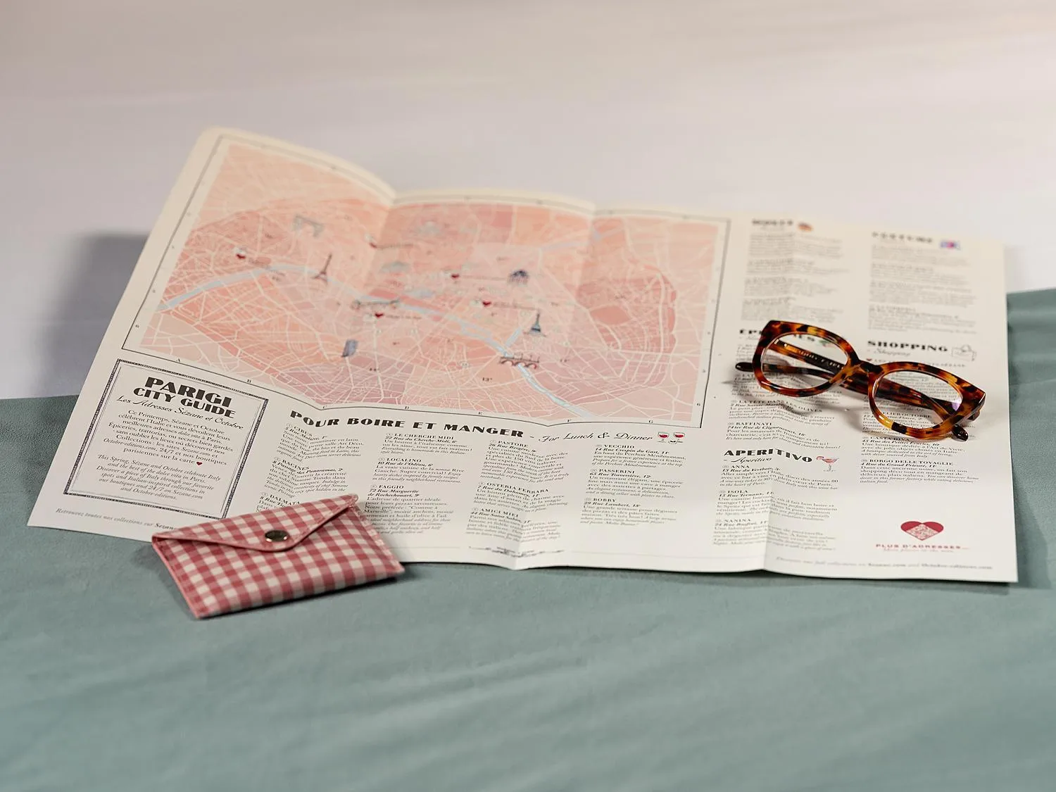 Decorative detail in Bob Hotel