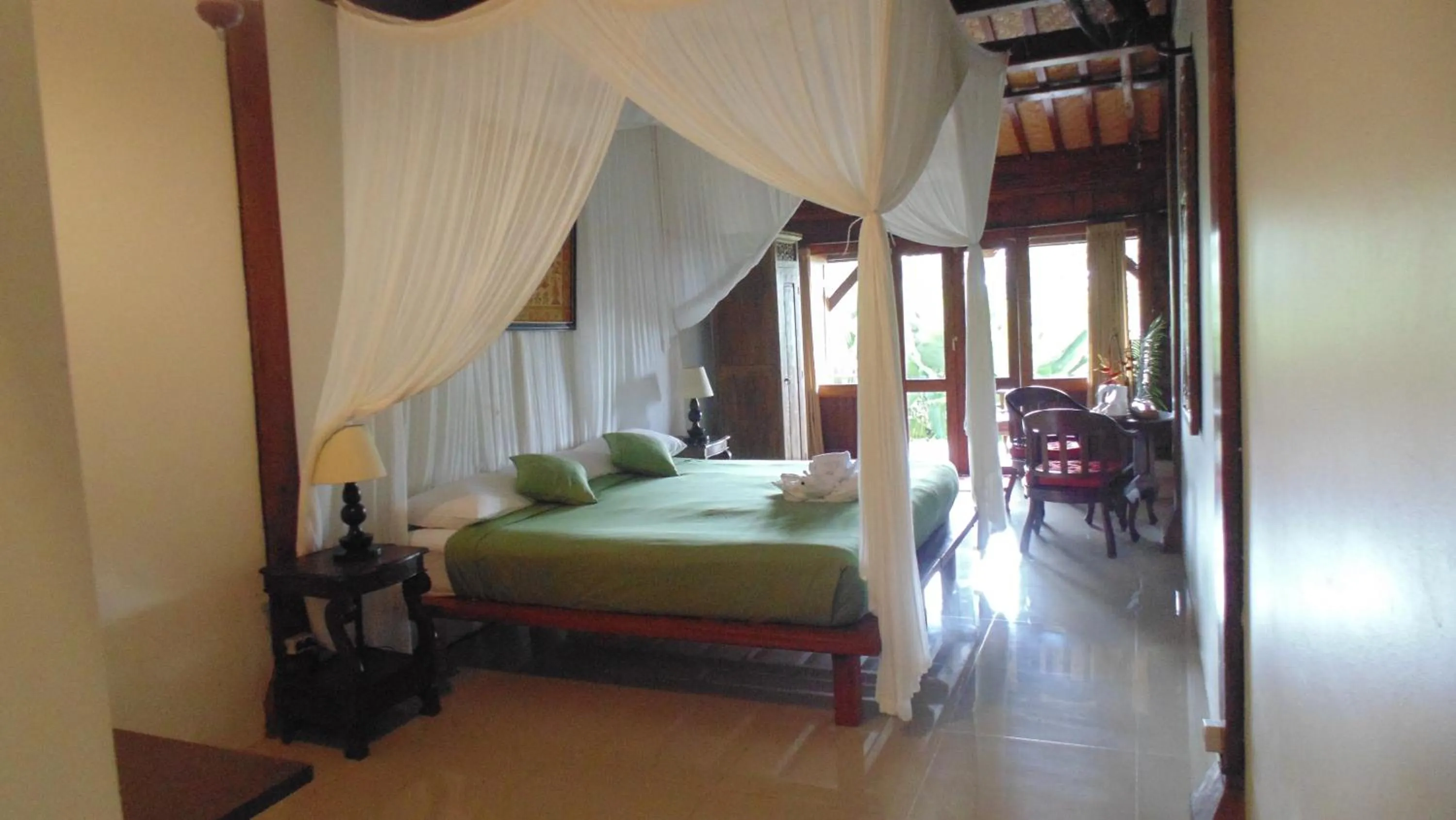 Bed in Bali Mountain Retreat