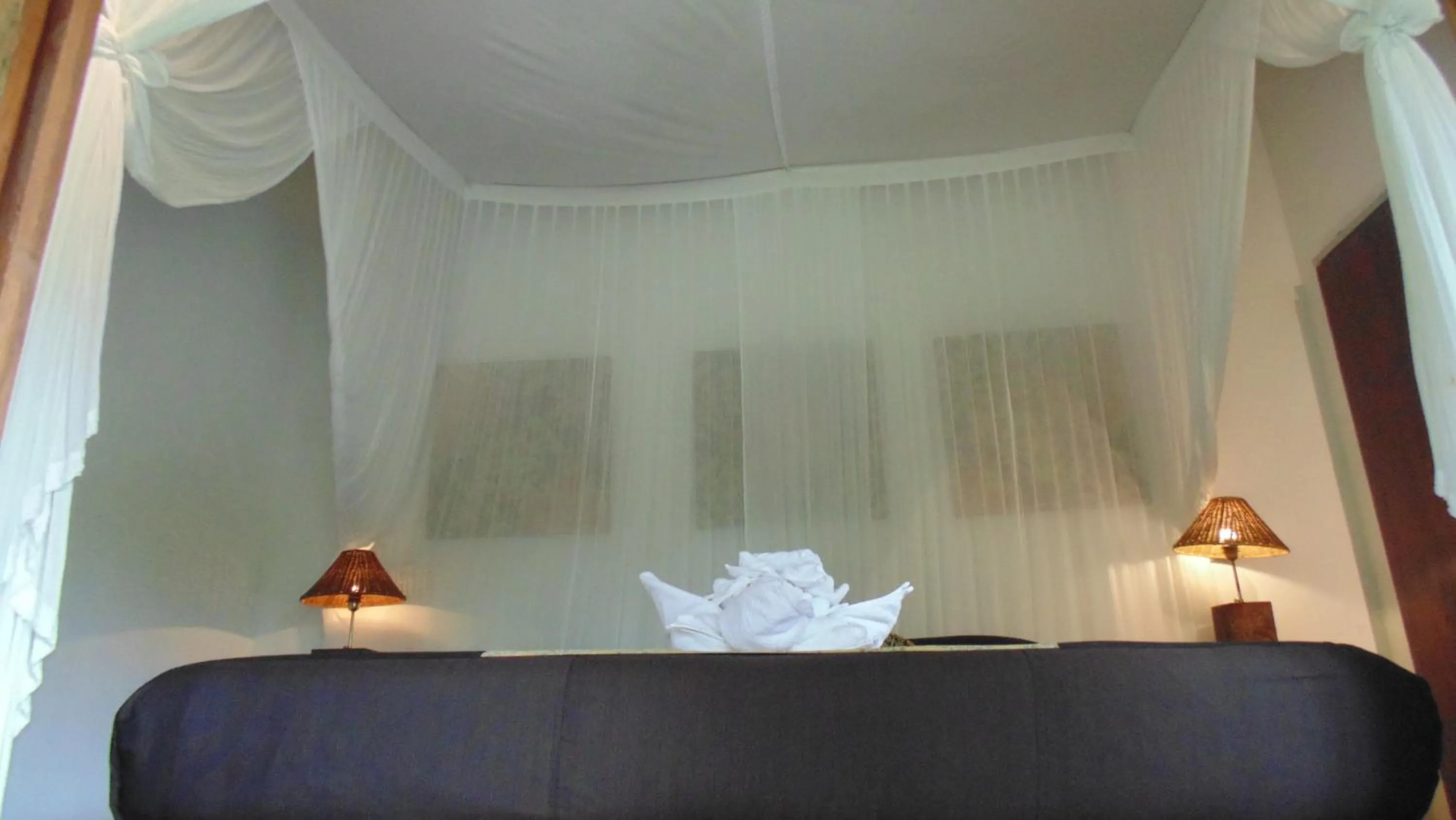 Bed in Bali Mountain Retreat