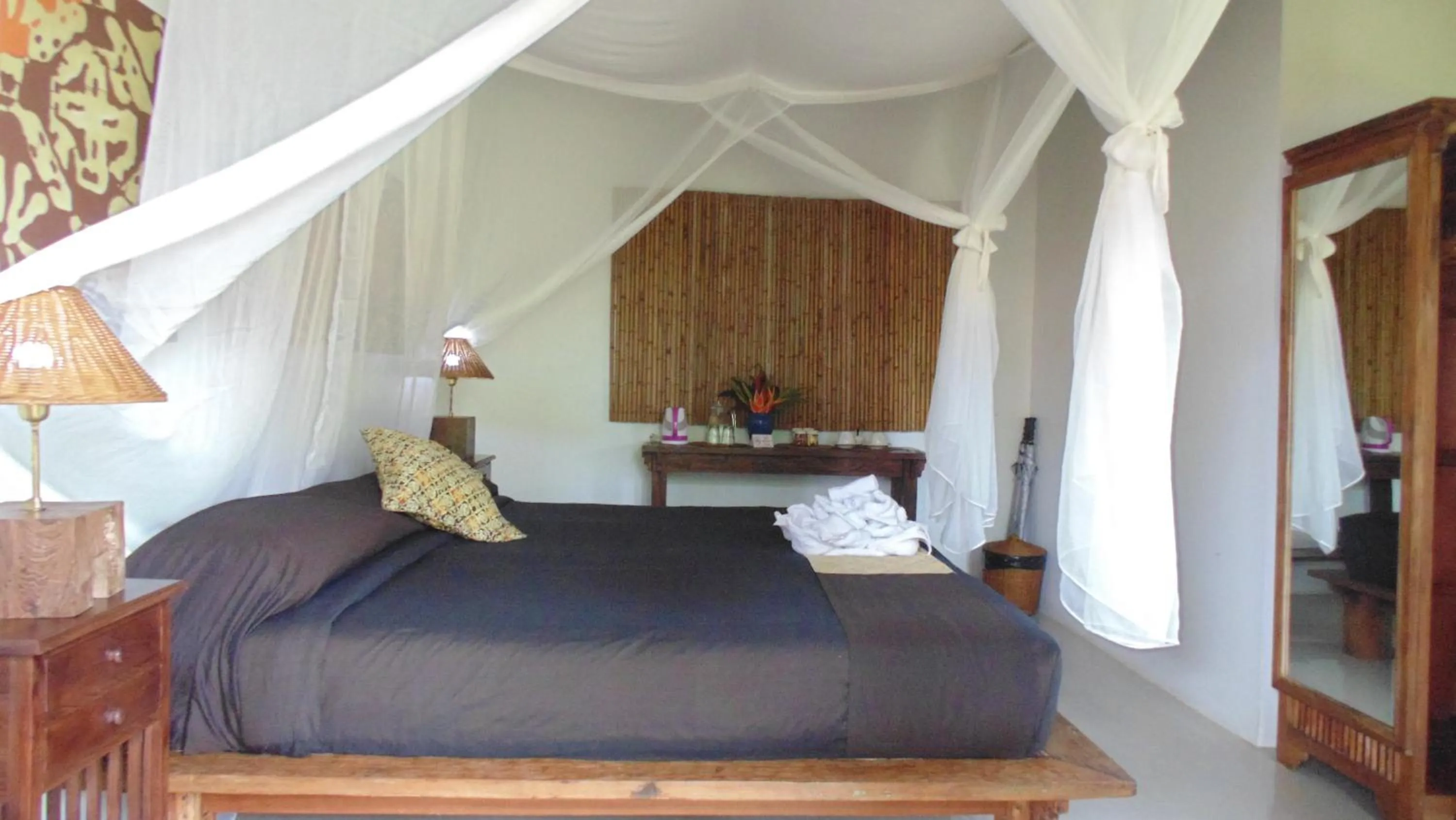 Bed in Bali Mountain Retreat