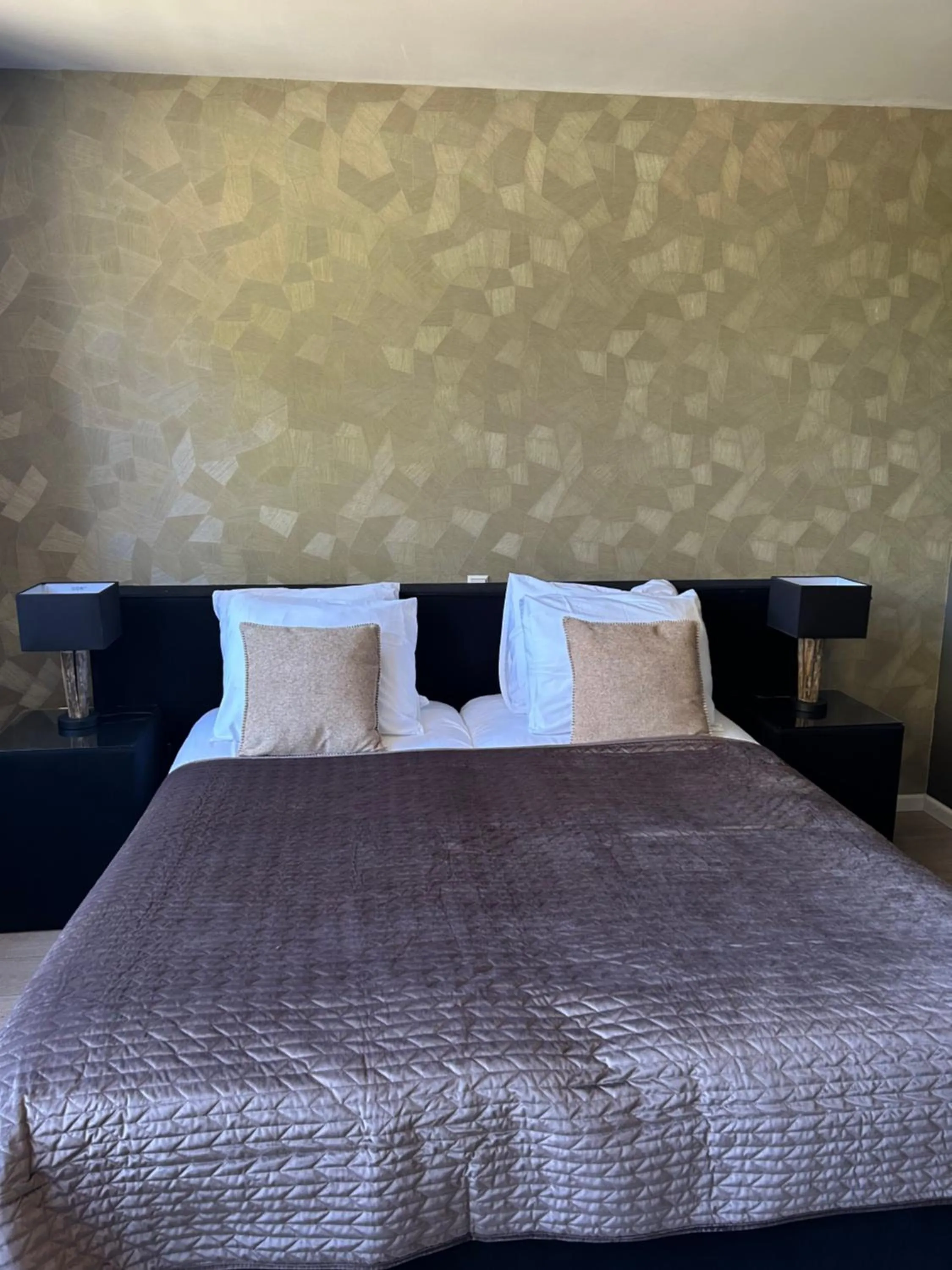 Bed in Het Wapen van Rhoon